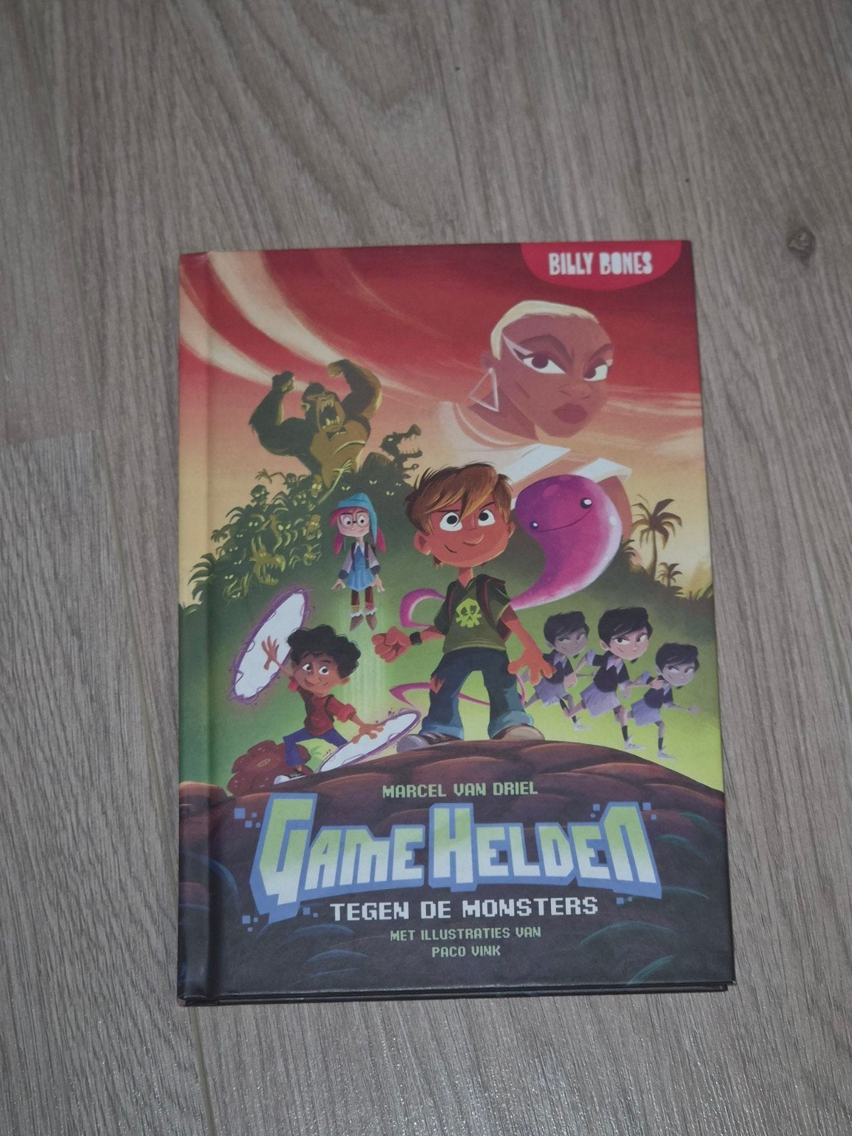 Game Helden: Tegen de Monsters - Marcel van Driel, Ophalen of Verzenden, Zo goed als nieuw, Marcel van Driel, Fictie algemeen