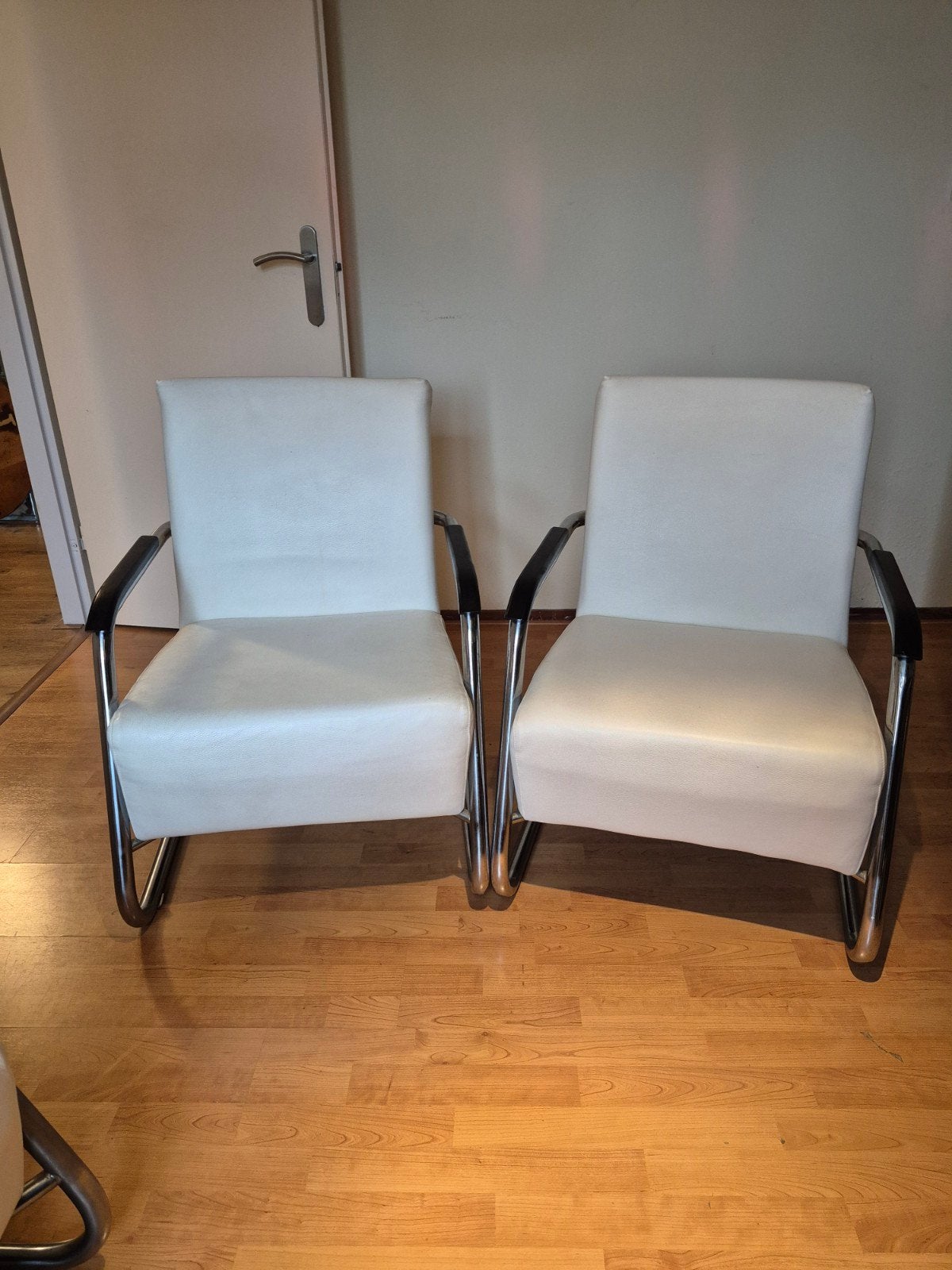 4x Witte Leren Fauteuils met Chromen Frame, Ophalen, Gebruikt, Minder dan 75 cm, Leer