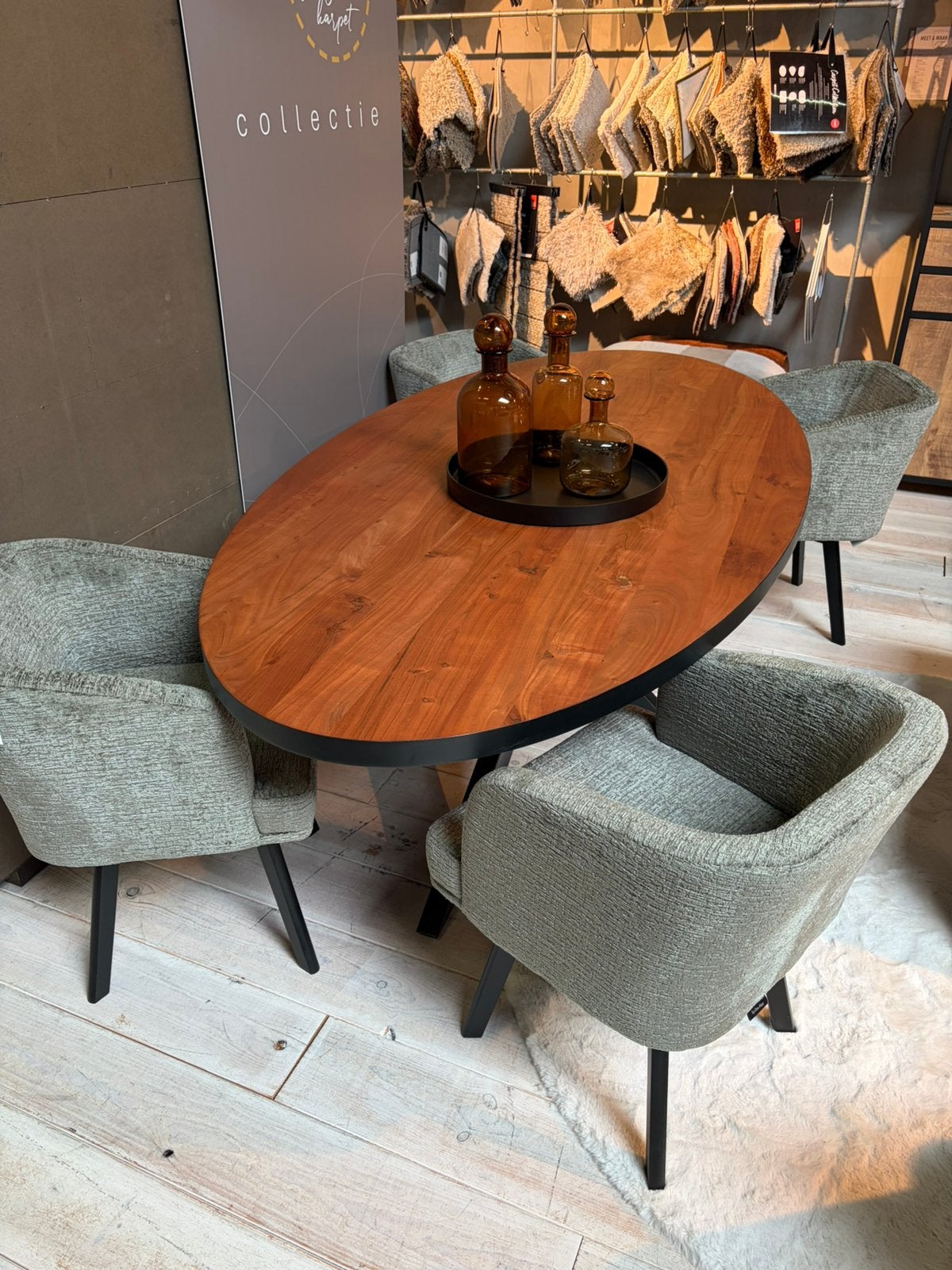 massieve acacia houten ovale eettafel! Top kwaliteit, Huis en Inrichting, Tafels | Eettafels, Ophalen, Overige materialen, 100 tot 150 cm