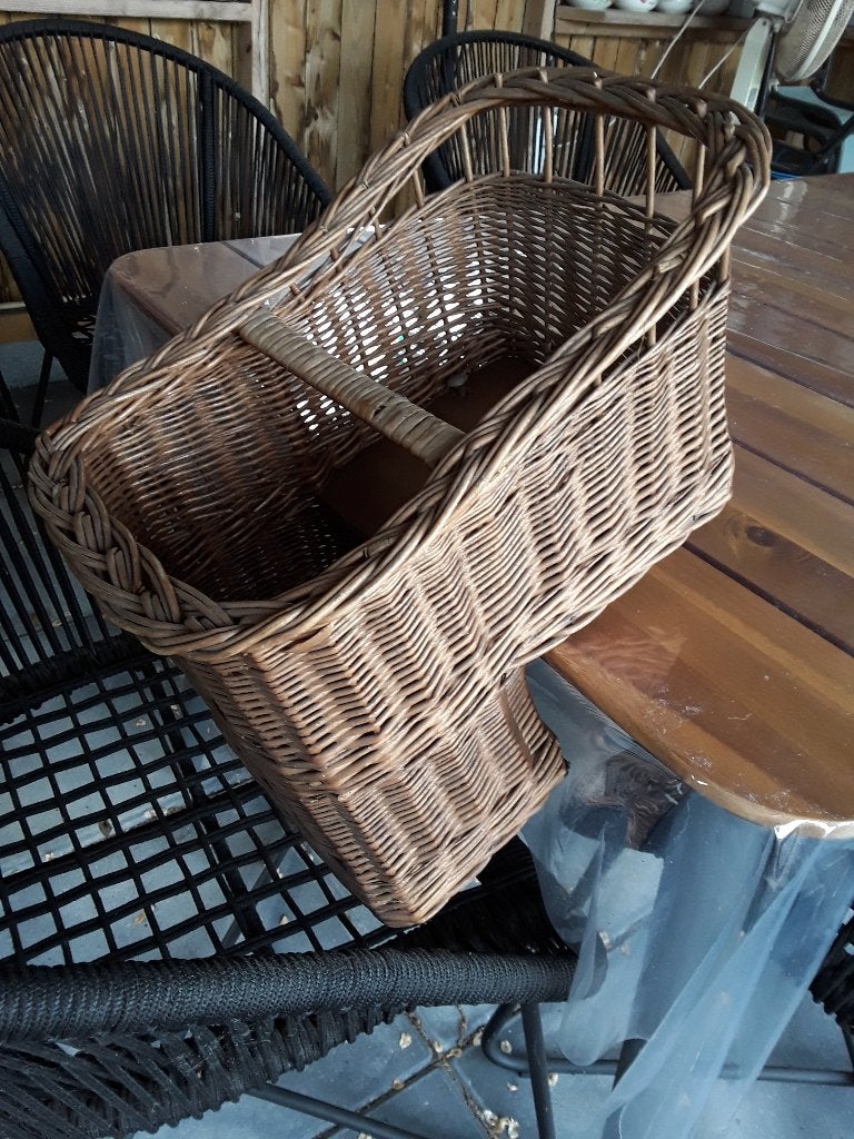 vintage rieten fietsmandje. rieten fietszitje. fietsmand pop, Fietsen en Brommers, Fietsaccessoires | Fietsmanden, Ophalen of Verzenden
