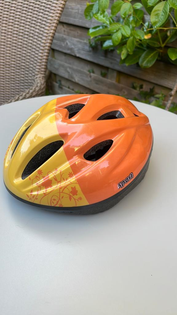 Kinder skate helm - Oranje/Geel, Fietsen en Brommers, Fietsaccessoires | Fietshelmen, Ophalen of Verzenden, Gebruikt, Overige maten