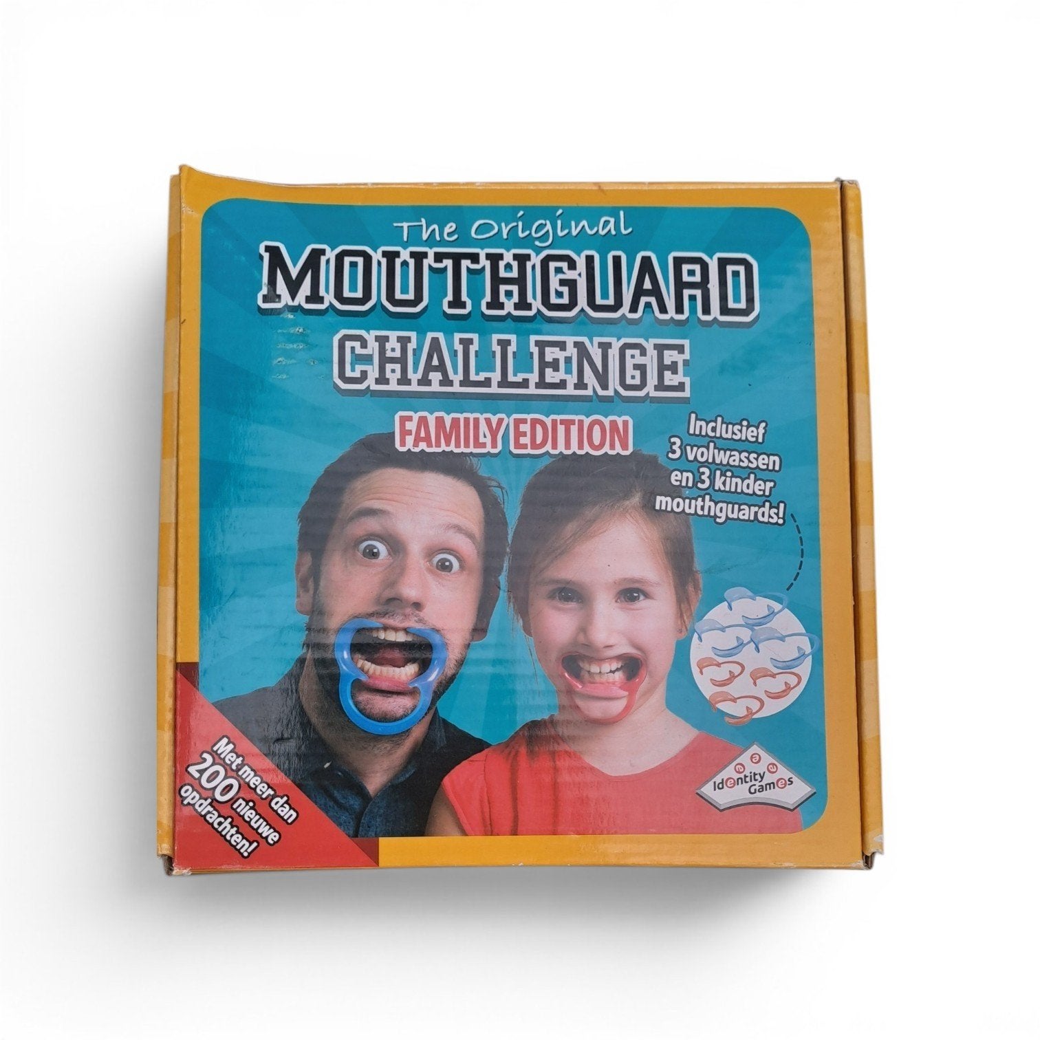 Mouthguard challenge family edition, Vijf spelers of meer, Ophalen of Verzenden, Zo goed als nieuw, Identity Games International BV