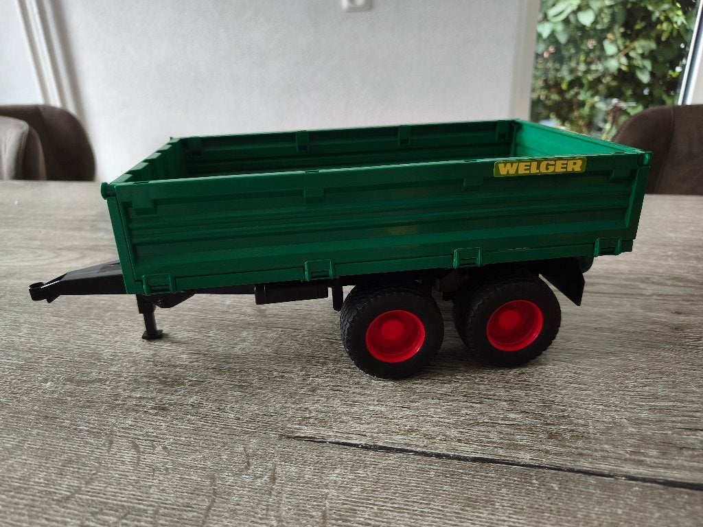 Bruder kiepwagen Welger, Ophalen of Verzenden, Gebruikt