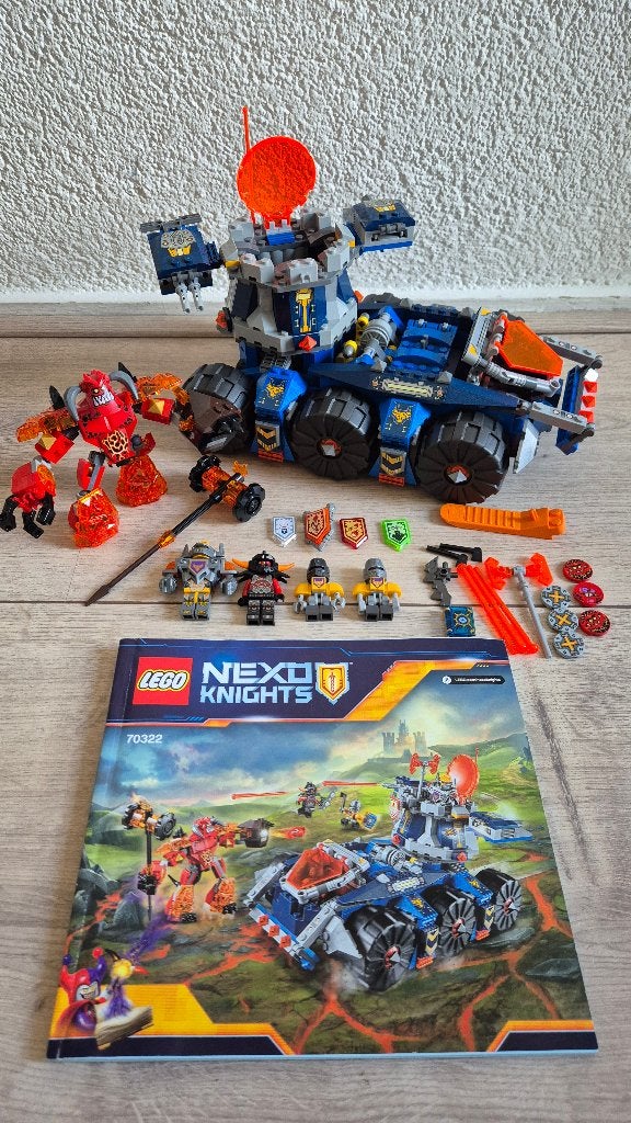 Lego Nexo Knights Axl's Tower Carrier 70322, Gebruikt, Lego, Compleet, Ophalen of Verzenden