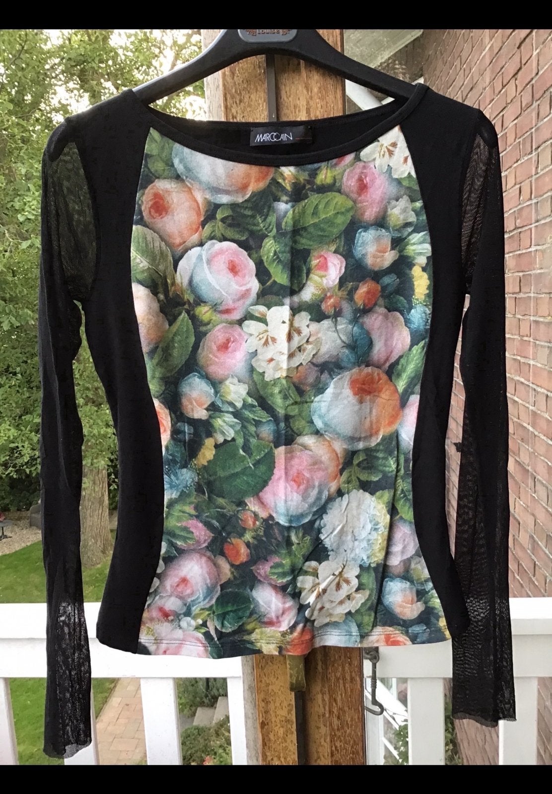 T-Shirt met rozen & bloemen MarcCain maat N3 is ong mt 38/40, Kleding | Dames, Maat 38/40 (M), Zwart, Ophalen of Verzenden, Zo goed als nieuw