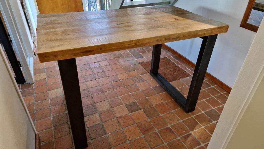 Mooie tafel te koop, Huis en Inrichting, Ophalen, 100 tot 150 cm, Eikenhout, 50 tot 100 cm