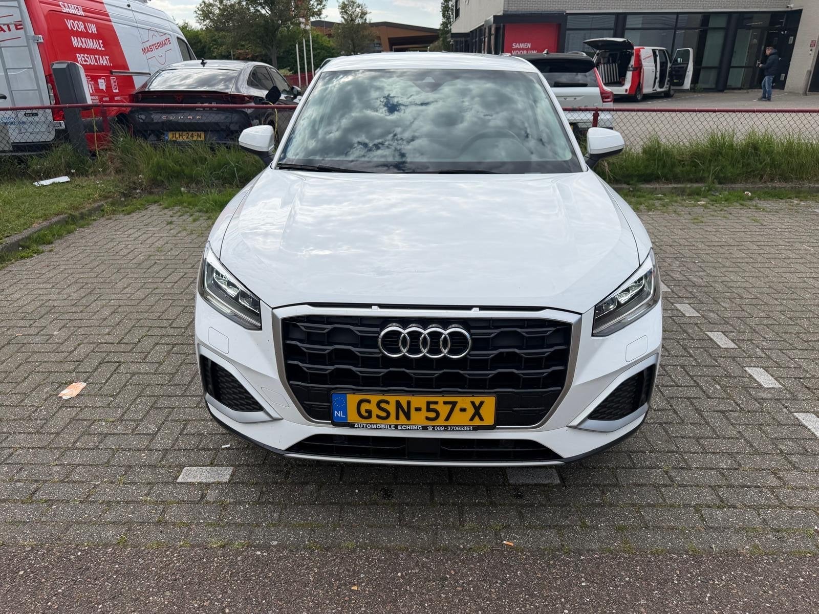 Audi Q2 1.5 TFSI S Tronic Sport | Leder | Virtual Cockpit, Auto's, Audi, Q2, 4 cilinders, Wit, 690 kg