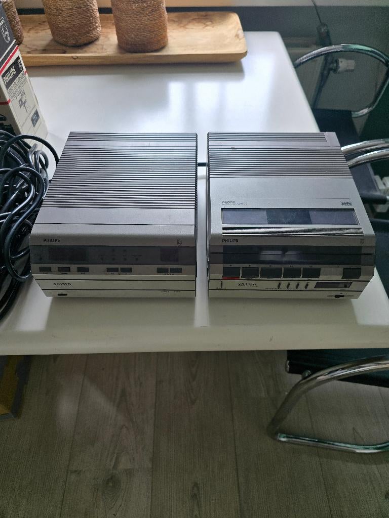 V2000 videorecorder met camera, Ophalen, Gebruikt, Video 2000-speler of -recorder