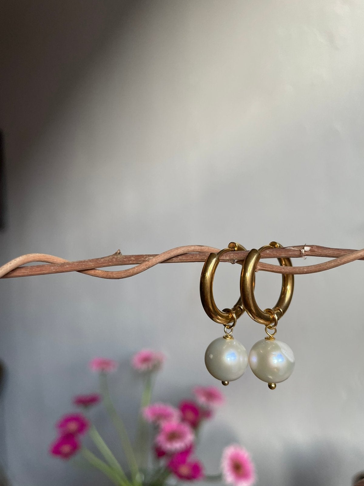 Parel oorbellen creolen, Sieraden, Tassen en Uiterlijk, Oorbellen, Hangers, Wit, Nieuw, Ophalen of Verzenden
