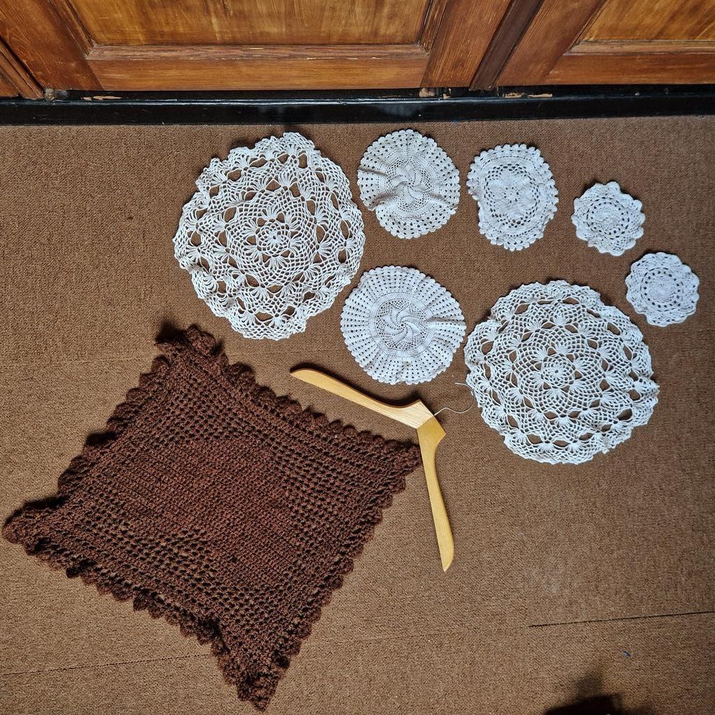 Vintage Gehaakte Kleedjes - Handgemaakt, Antiek en Kunst, Ophalen of Verzenden