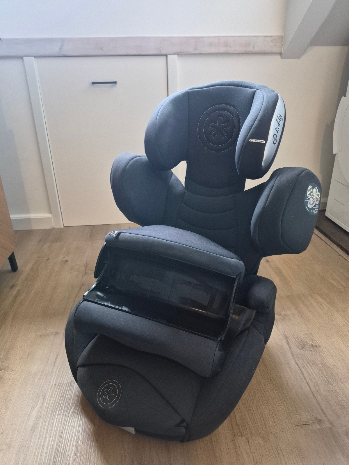 Kiddy Autostoel - Veilig en Comfortabel voor Kinderen, Ophalen, 9 t/m 18 kg, Verstelbare rugleuning, Gebruikt