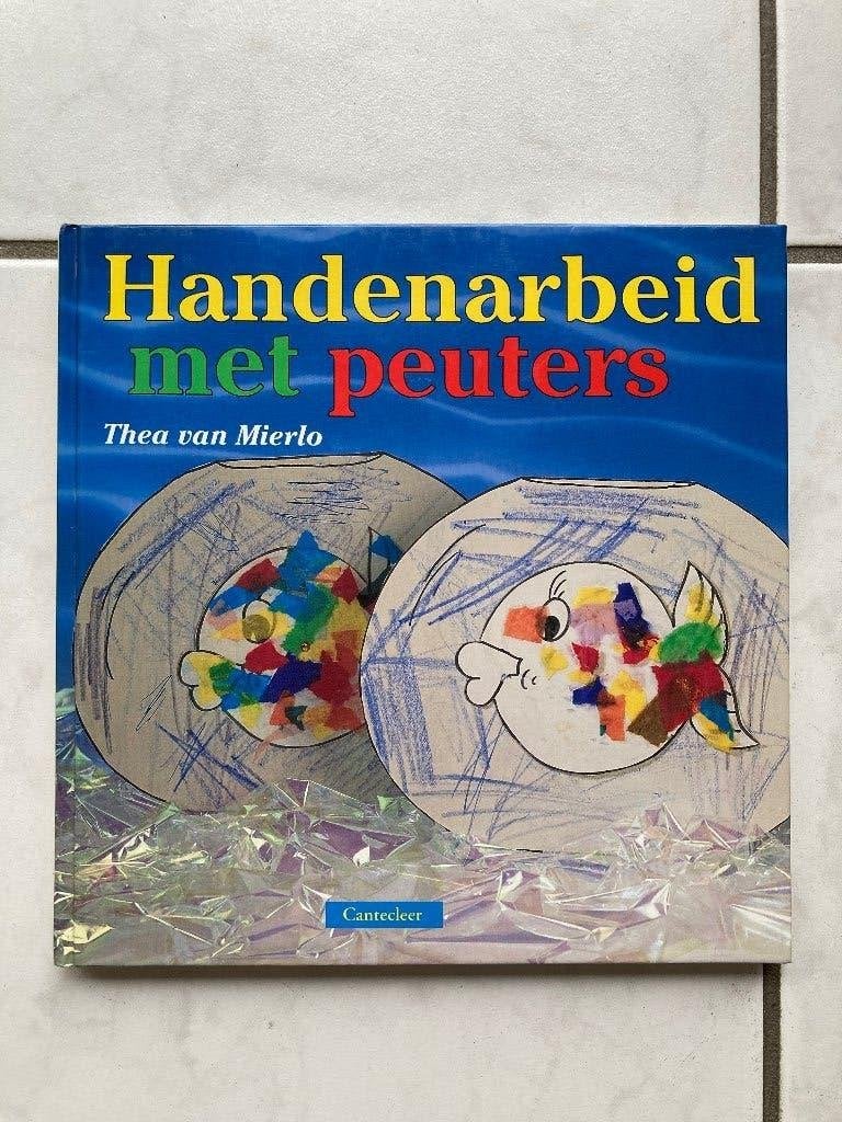 Boek Handenarbeid met peuters. Th. Van Mierlo Cantecleer., Overige thema's, Meerkleurig, Ophalen of Verzenden, Zo goed als nieuw