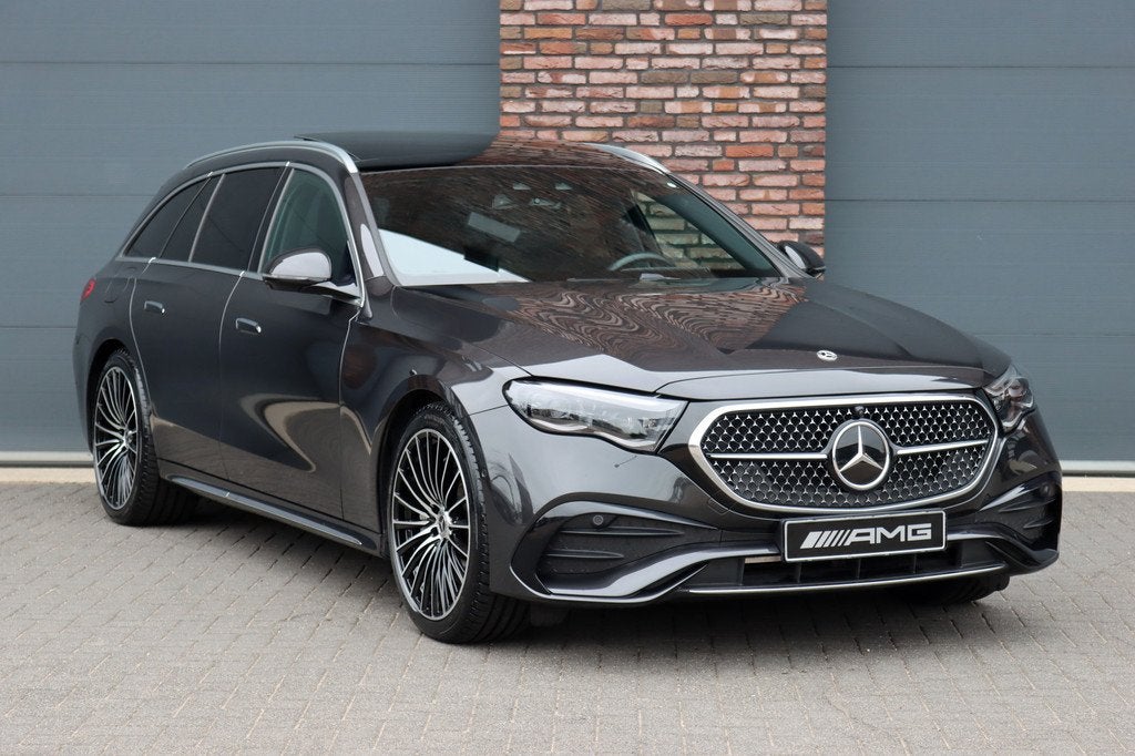 Mercedes-Benz E-Klasse Estate 300 e AMG Line | Hyperscreen |, Auto's, Mercedes-Benz, Achterwielaandrijving, Gebruikt, 4 cilinders