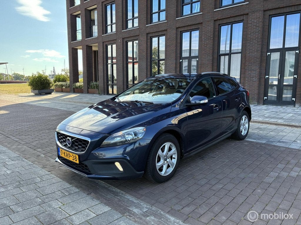 Volvo V40 Cross Country 1.6 T4 Kinetic NAP Clima Cruise Led, Voorwielaandrijving, Gebruikt, 4 cilinders, Bedrijf