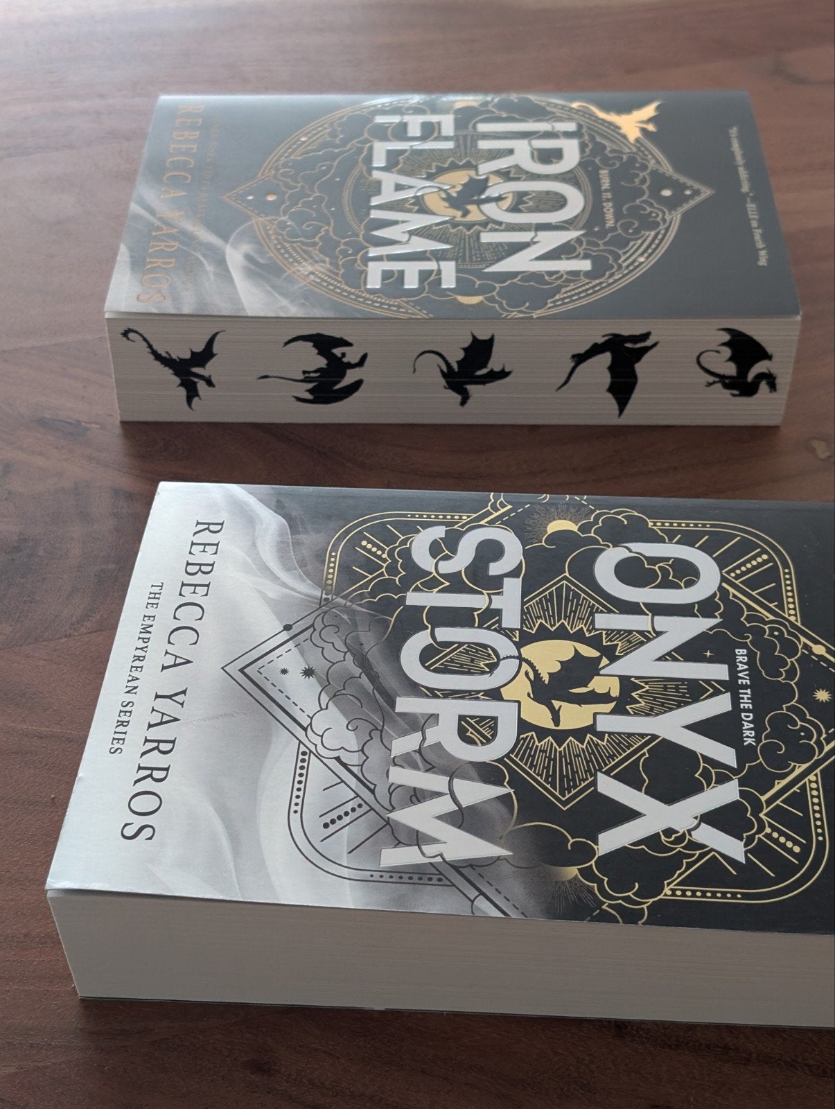 Iron Flame & Onyx Storm - Rebecca Yarros (Engels), Ophalen of Verzenden, Nieuw, Rebecca Yarros