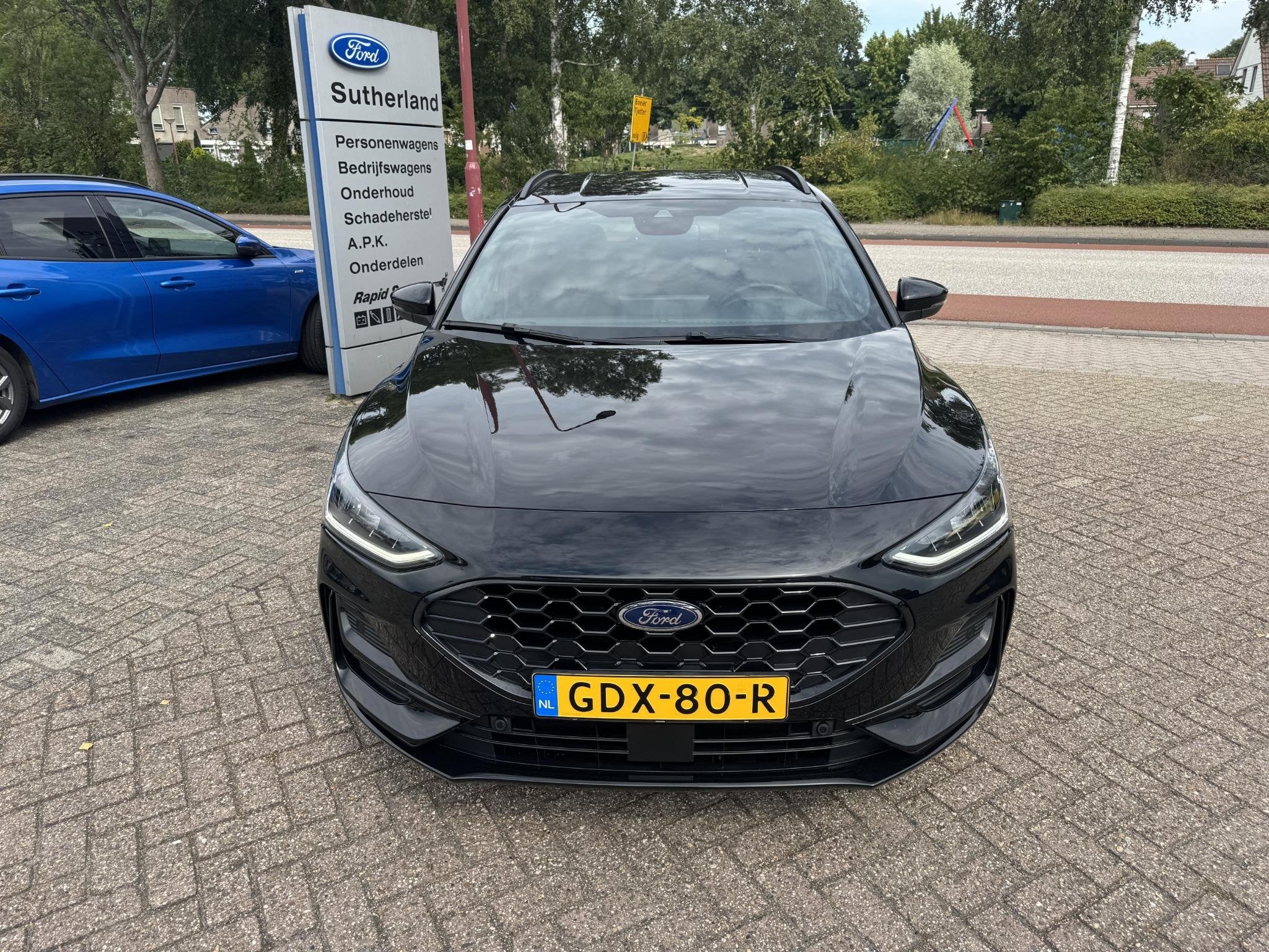 Ford Focus Wagon 1.0 EcoBoost Hybrid ST Line X 155pk Automaa, Stof, Gebruikt, Euro 6, Zwart