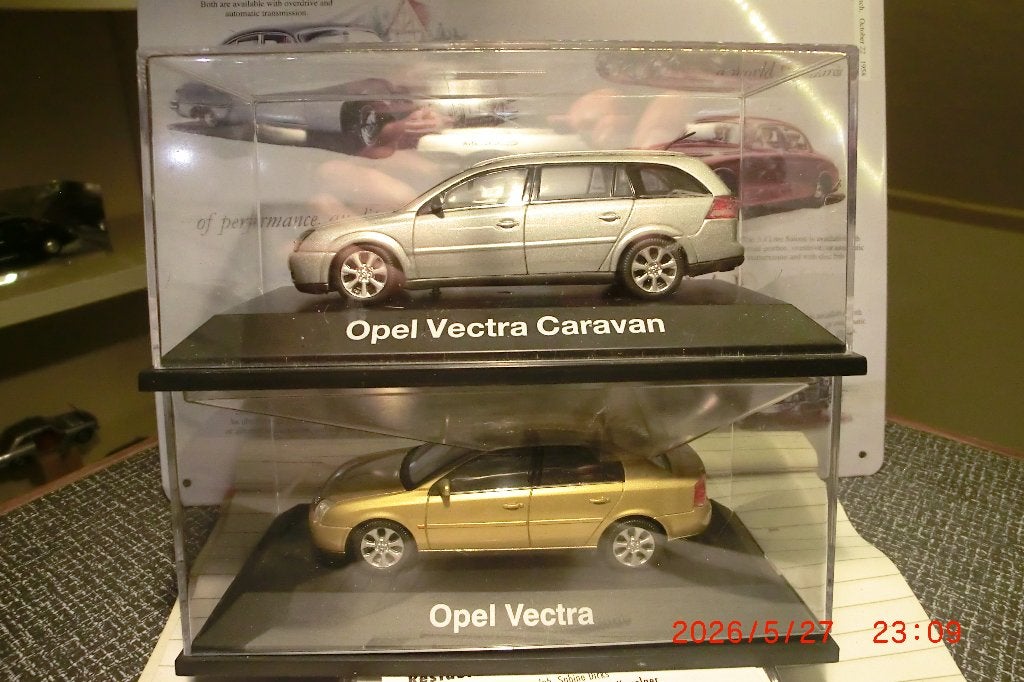 2x Schuco Opel Vectra 1:43, Hobby en Vrije tijd, Modelauto's | 1:43, Ophalen of Verzenden, Zo goed als nieuw, Auto, Schuco