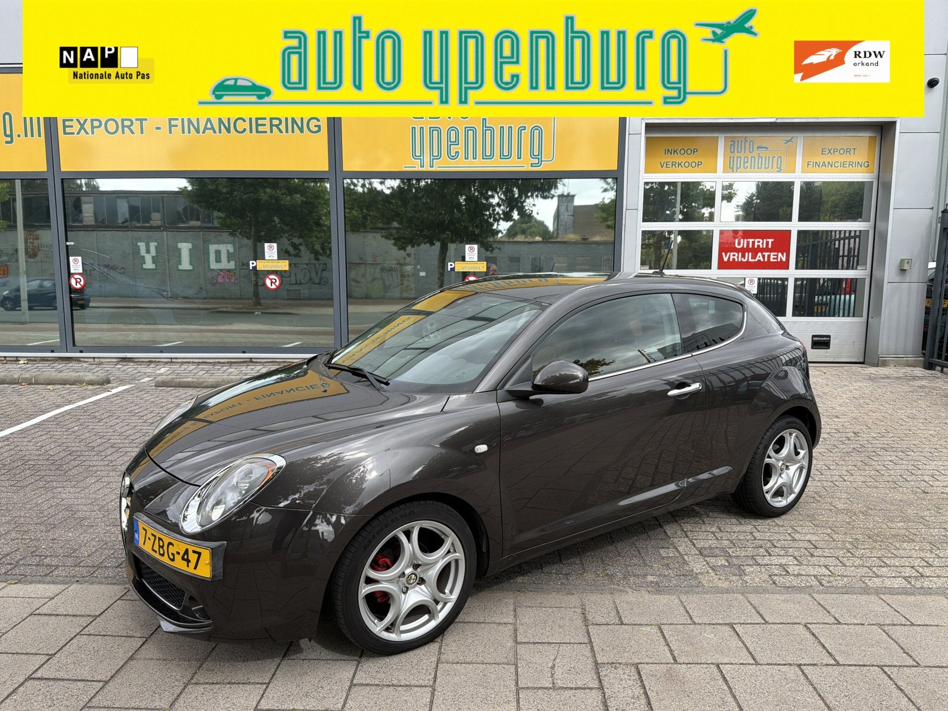 Alfa Romeo MiTo 0.9 TwinAir Esclusivo * 108.770 Km * Leder *, Auto's, Alfa Romeo, Voorwielaandrijving, 101 pk, Gebruikt, Euro 6