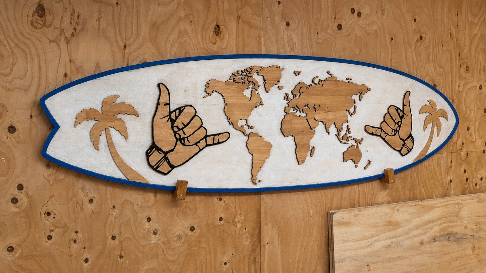 Houten Surfplank Wanddecoratie met Wereldkaart, Hout, Gebruikt, Meerkleurig, Overige stijlen