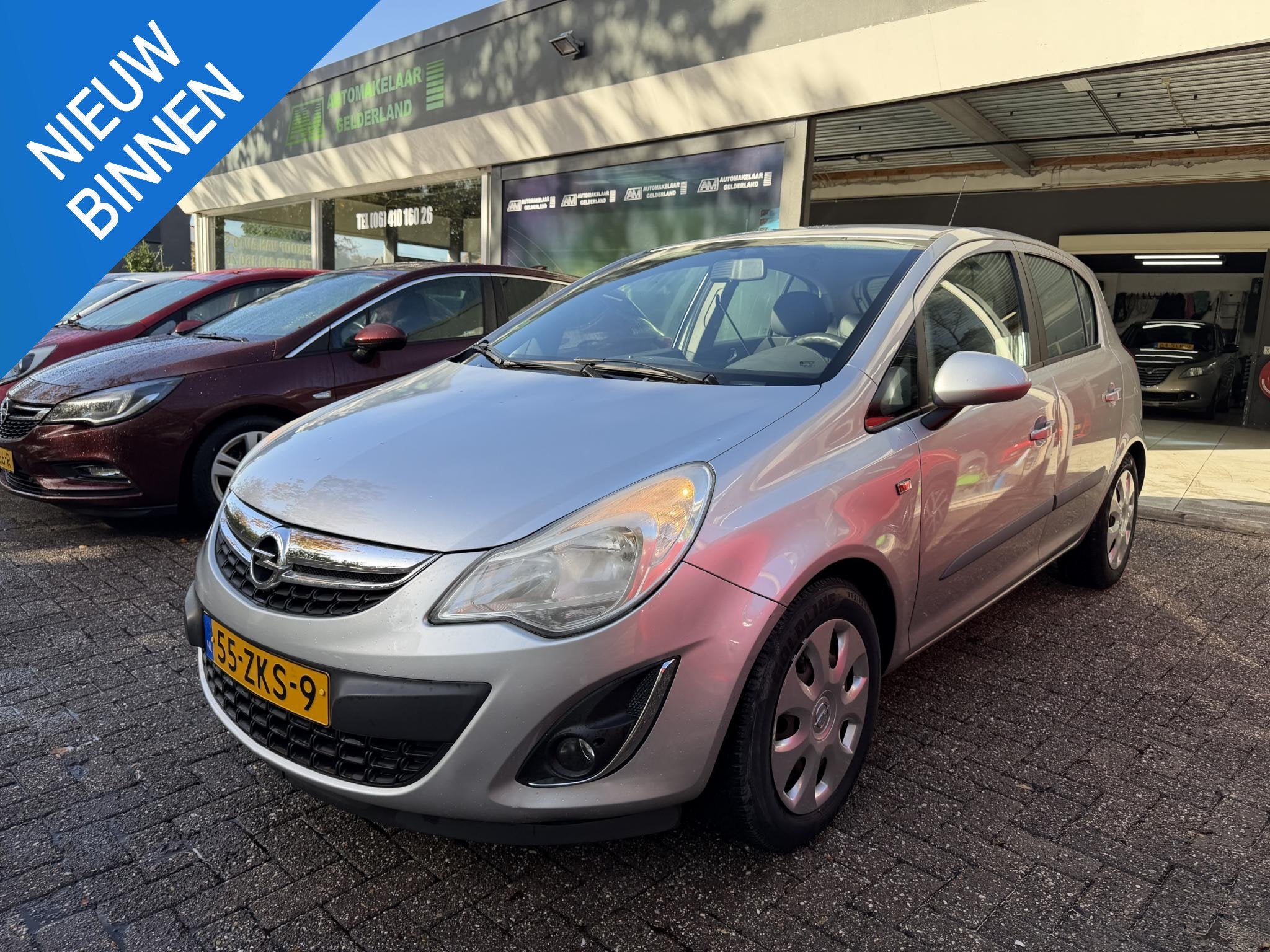 Opel Corsa 1.4-16V Anniversary Edition | NIEUWE APK | 2E EIG, Voorwielaandrijving, Gebruikt, 4 cilinders, 49 €/maand