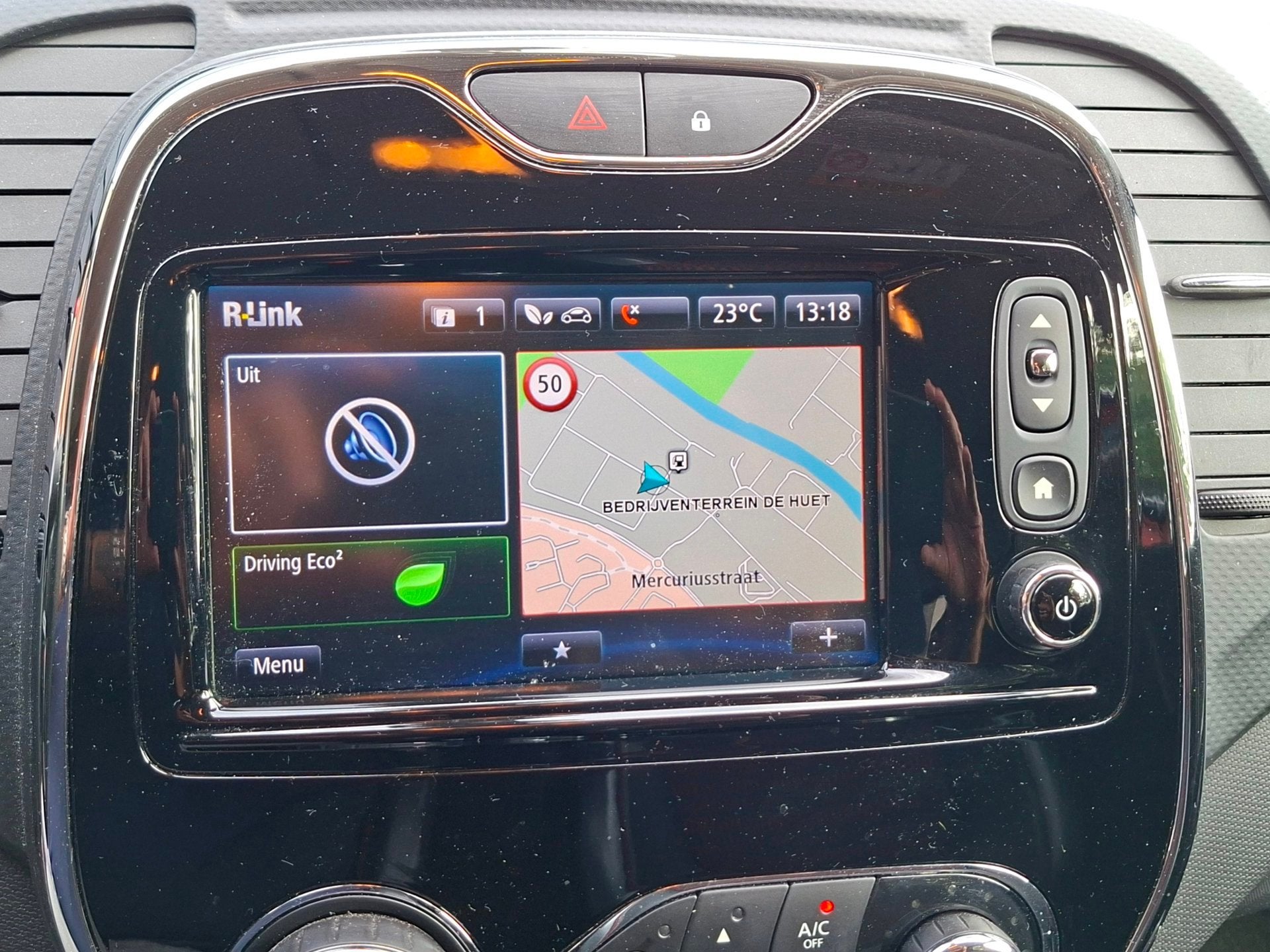 Foto 14 van Renault Captur 1.2 TCe Xmod Autom Navi Camera Pdc Clima