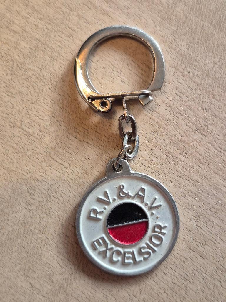 Retro sleutelhanger Excelsior Rotterdam, Verzamelen, Verzenden, Zo goed als nieuw, Overige binnenlandse clubs, Overige typen
