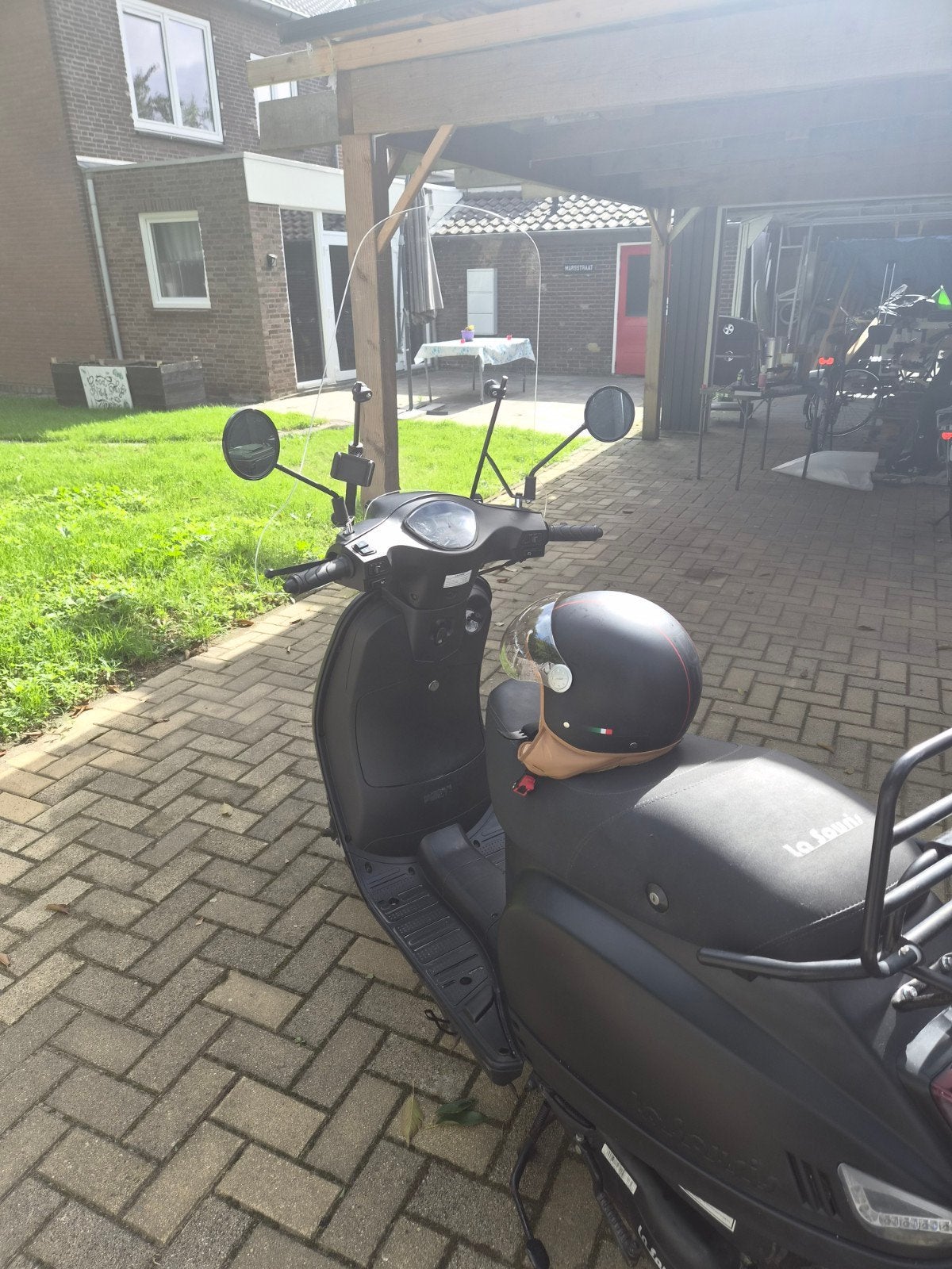 La Souris Sourini RS  mat zwart, Ophalen, Gebruikt, Benzine, Overige merken