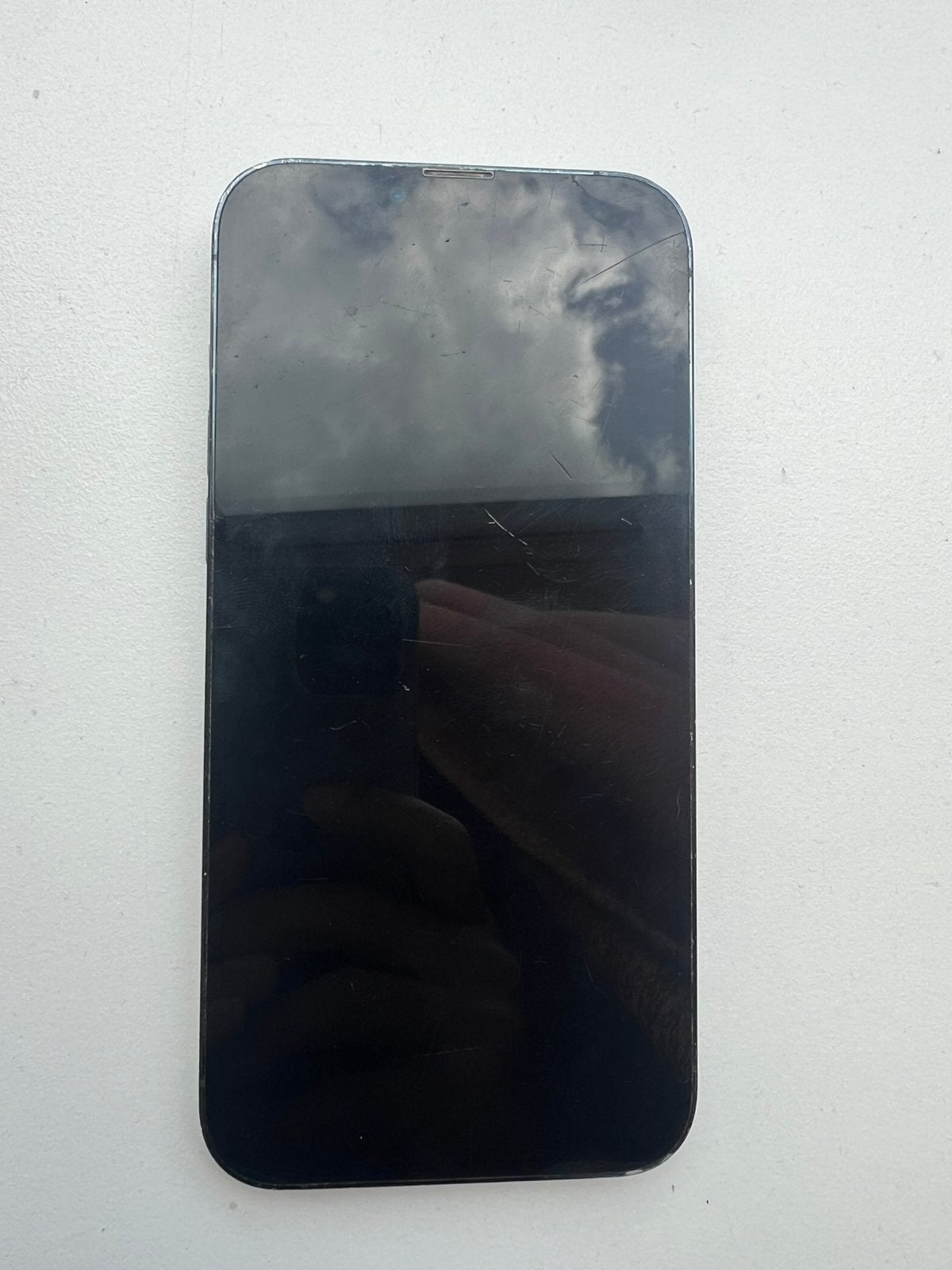 Iphone 13 pro max / 128gb / batterijcapaciteit 77%, Telecommunicatie, Mobiele telefoons | Hoesjes en Frontjes | Apple iPhone, Ophalen