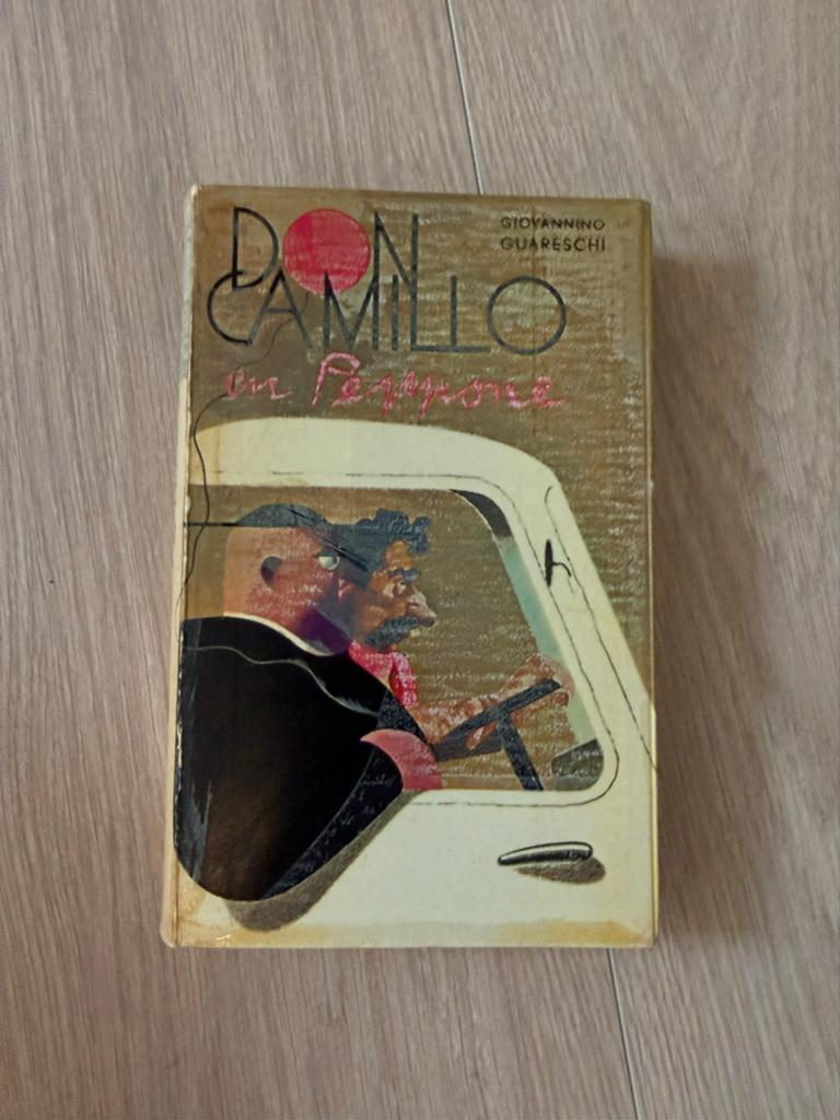 Don Camillo en Peppone - Giovannino Guareschi, Ophalen of Verzenden, Gelezen, Europa overig