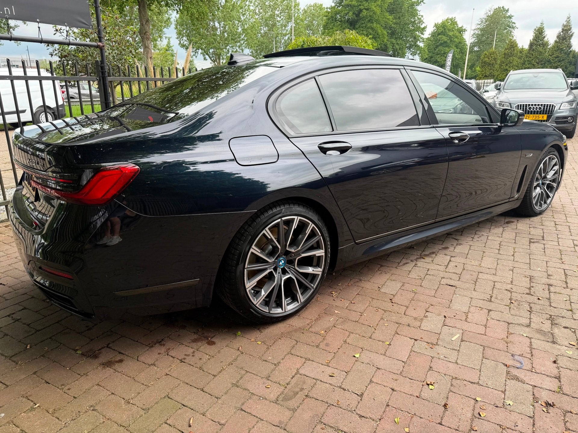 Foto 8 van BMW 7-serie 745Le xDrive M-Sport SOH91% 30990NETTO Full Opti