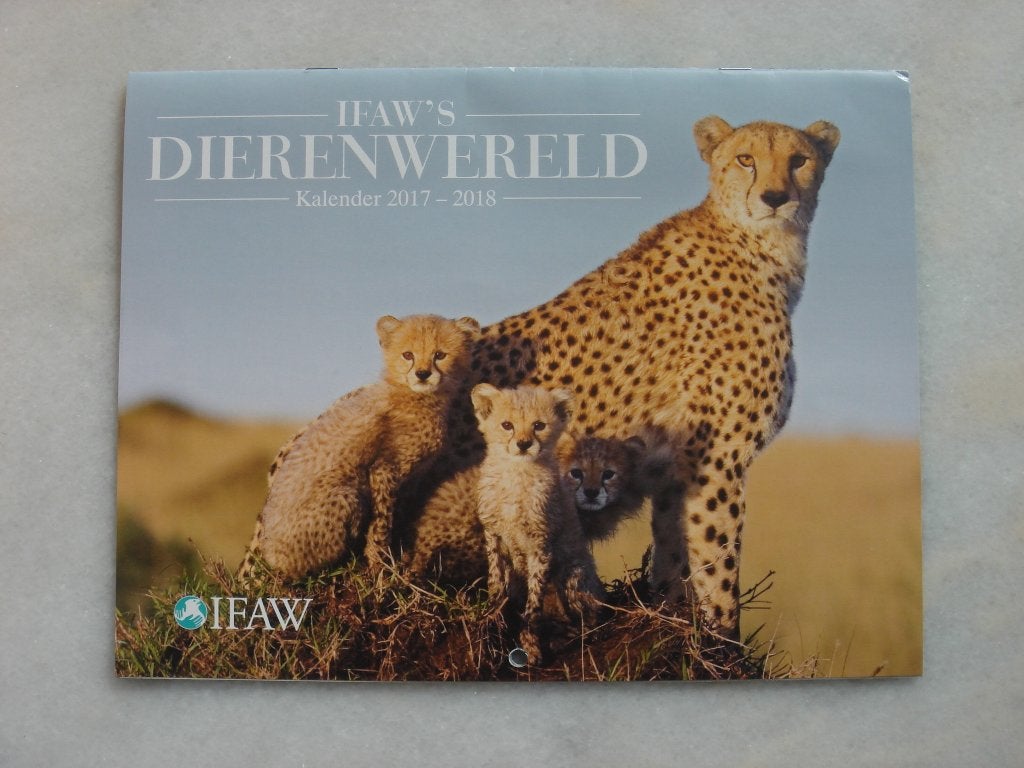 IFAW s Kalender 2017-2018  , Ophalen of Verzenden, Maandkalender, Zo goed als nieuw