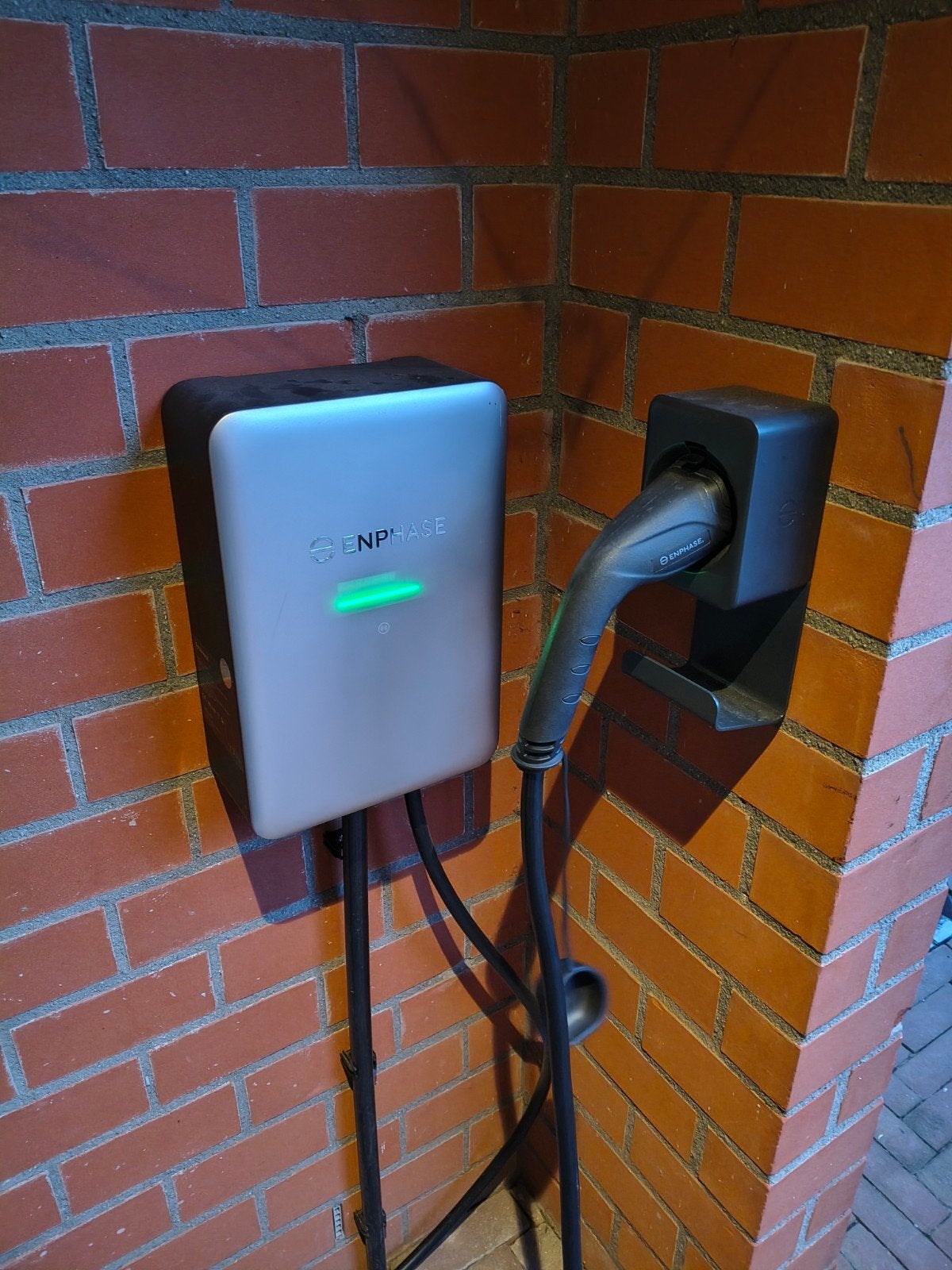 laadpaal, Ophalen, Zo goed als nieuw, Laadpaal en Laadkabel