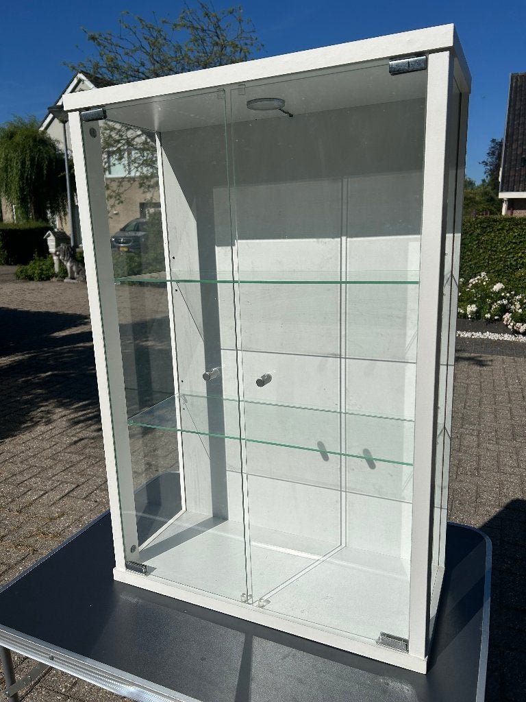 Hangende vitrine, hout en glas met verlichting, Ophalen, Minder dan 50 cm, Met deur(en), Glas