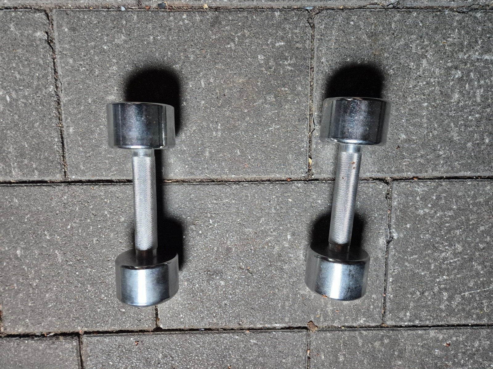 Dumbbells 3KG - Set van 2, Sport en Fitness, Fitnessmaterialen, Gebruikt, Dumbbell, Armen, Benen, Borst, Rug, Ophalen