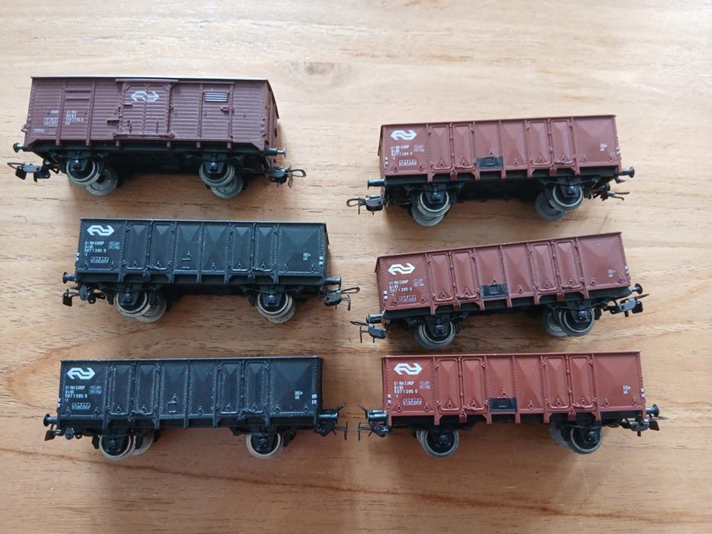 Piko 6 NS wagons, Hobby en Vrije tijd, Modeltreinen | H0, Gebruikt, Gelijkstroom, Wagon, NS