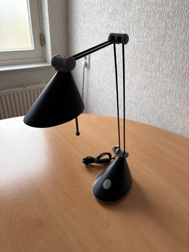 Te koop mooie zwarte in hoogte verstelbare bureau lamp, Ophalen, Zo goed als nieuw