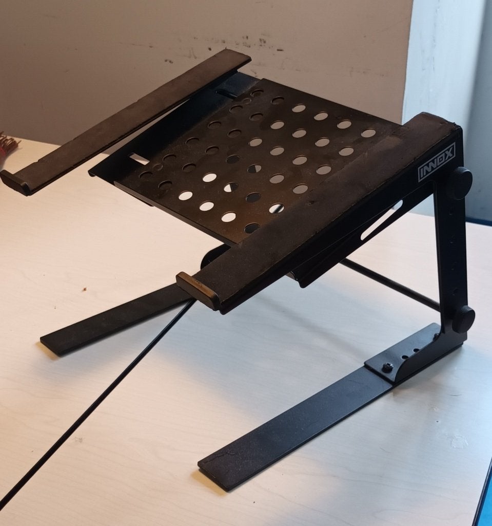 Innox laptop stand, Ophalen, Gebruikt, Innox