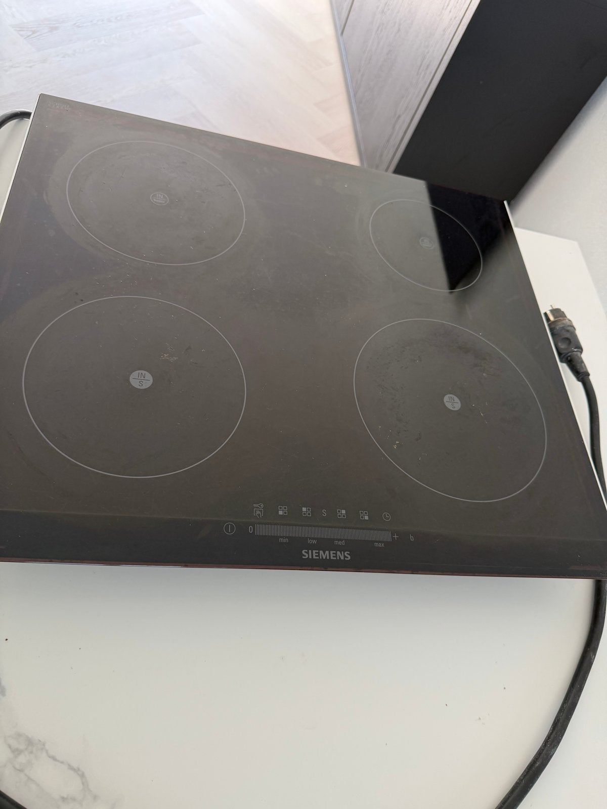 Siemens EH76FE27E Inductiekookplaat - 4 zones, Gebruikt, Inbouw, Inductie, 4 kookzones