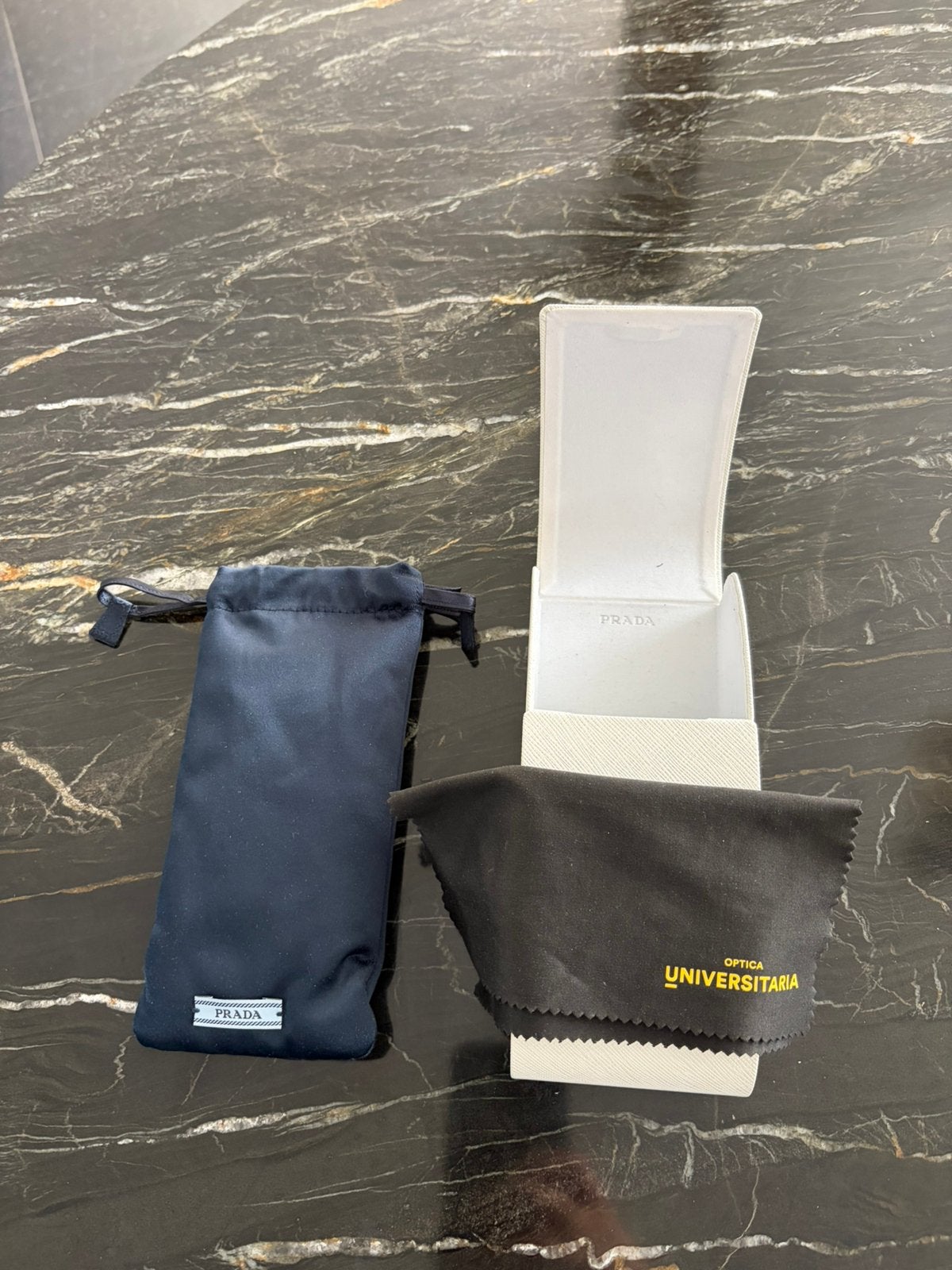 Te koop Prada koker, Ophalen of Verzenden, Zo goed als nieuw, Zwart, Prada