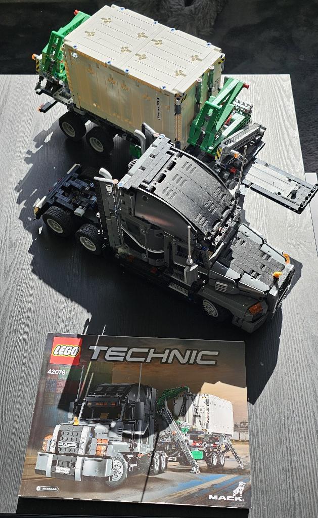 42078 Lego Technic Mack Anthem, Kinderen en Baby's, Speelgoed | Duplo en Lego, Ophalen of Verzenden, Zo goed als nieuw, Complete set
