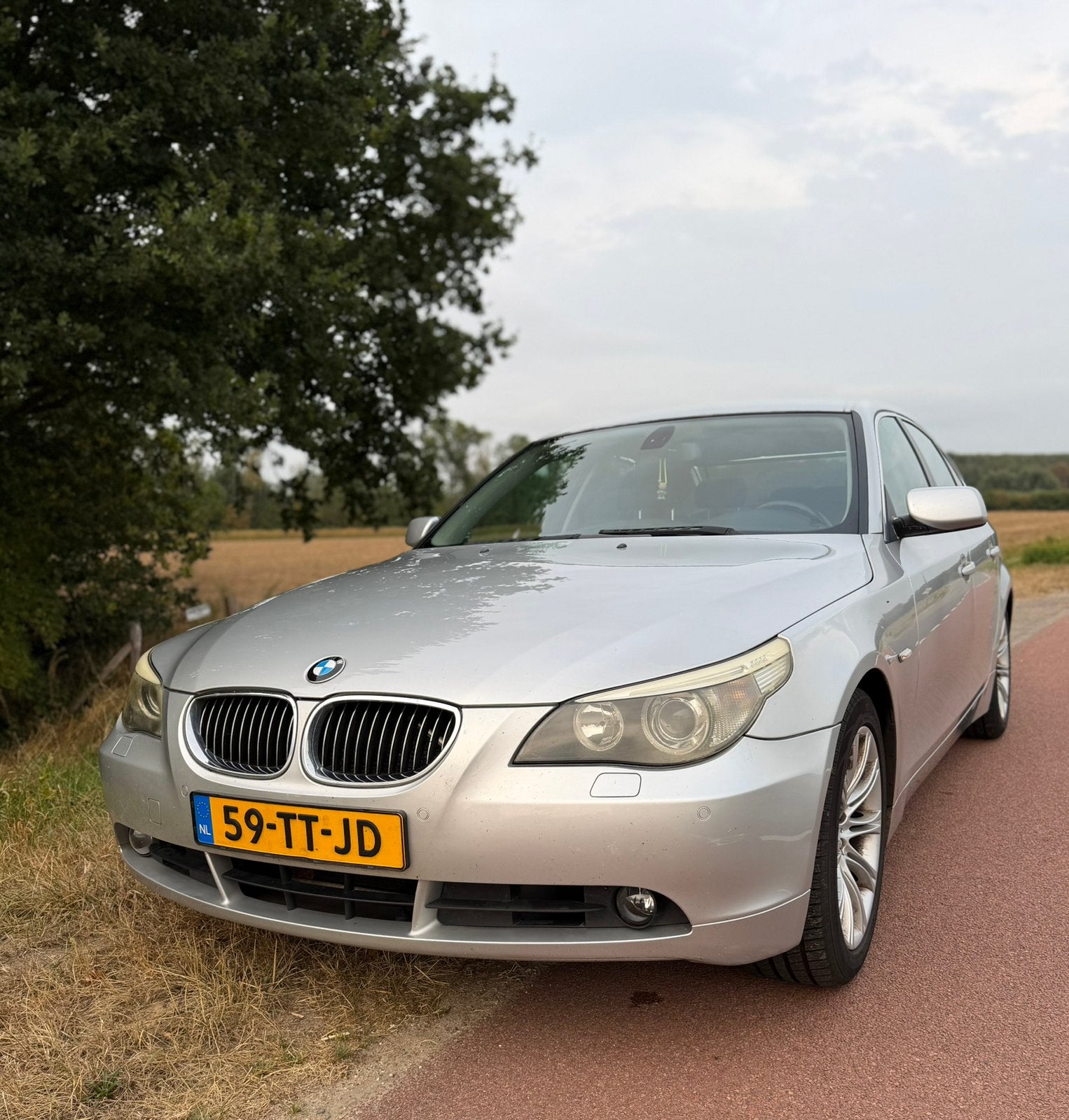 BMW 5-Serie 2.5 I 525 AUT 2007 Grijs, Auto's, Automaat, Achterwielaandrijving, 2497 cc, 2000 kg