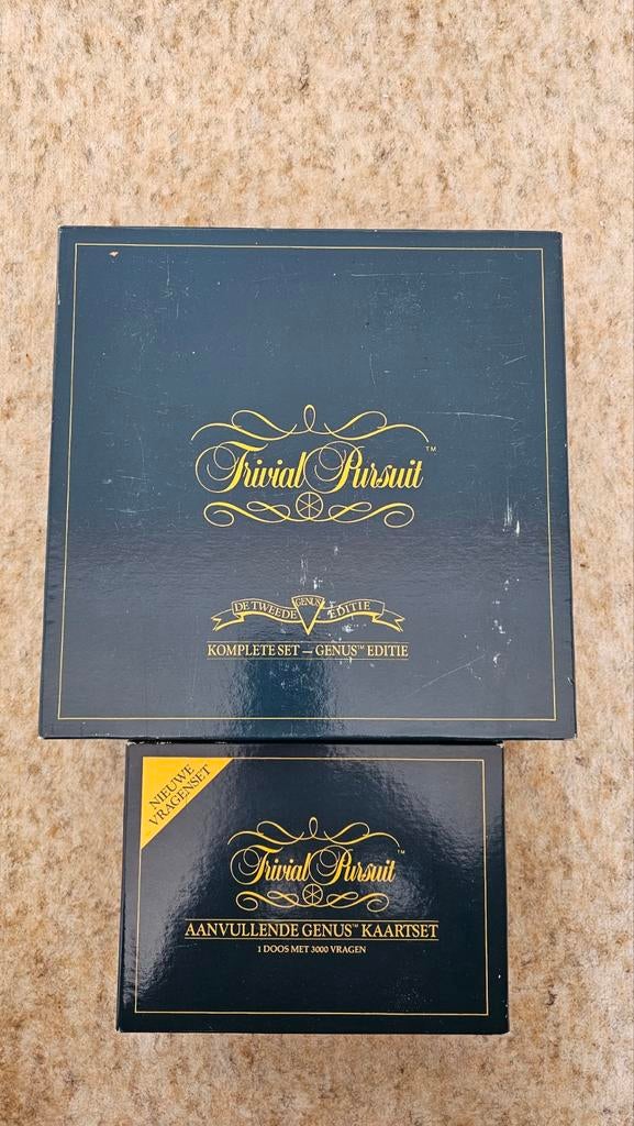 Trivial Pursuit Basisspel & Aanvullende Box Jaren '80, Hobby en Vrije tijd, Gezelschapsspellen | Bordspellen, Zo goed als nieuw