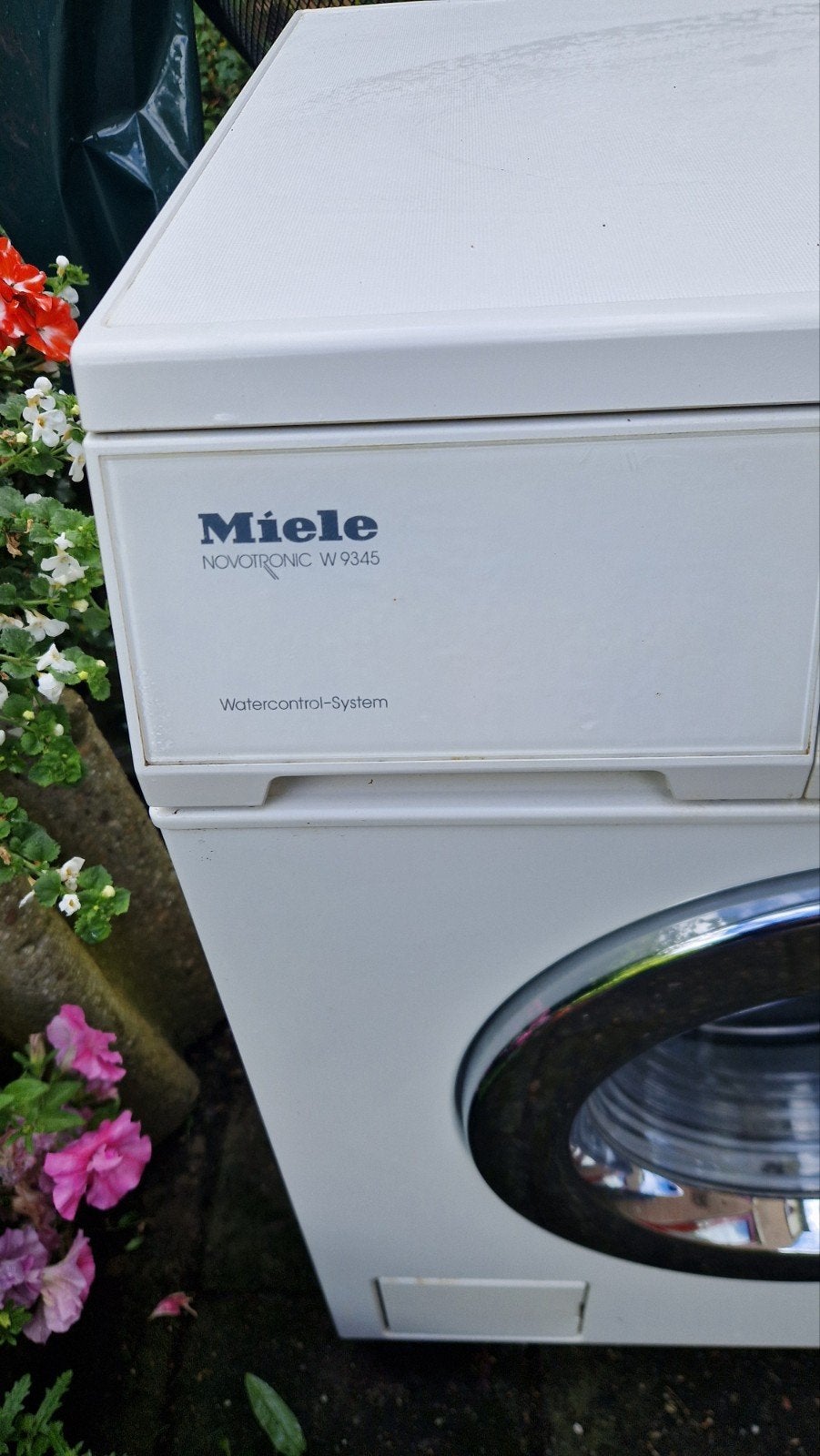 Miele Novotronic W935 Wasmachine - Betrouwbaar en Duurzaam, Ophalen, Gebruikt, 1200 tot 1600 toeren, 85 tot 90 cm