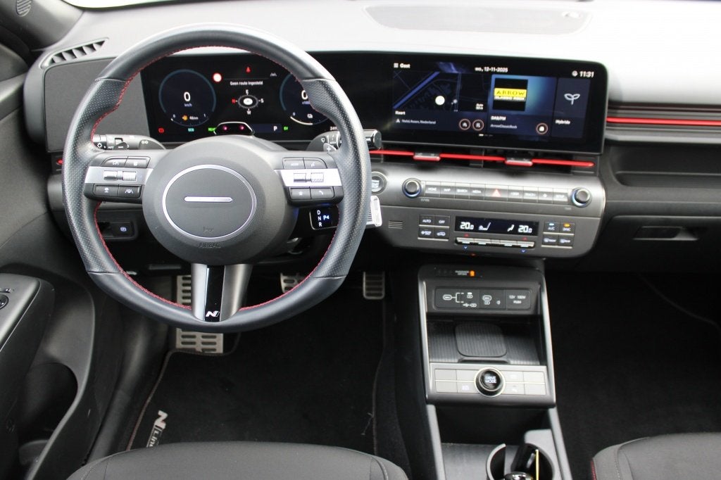 Hyundai KONA 1.6 GDI HEV N Line Ed. | Parkeercamera | Keyles, Auto's, Hyundai, Gebruikt, Zwart, Leder en Stof, Wit
