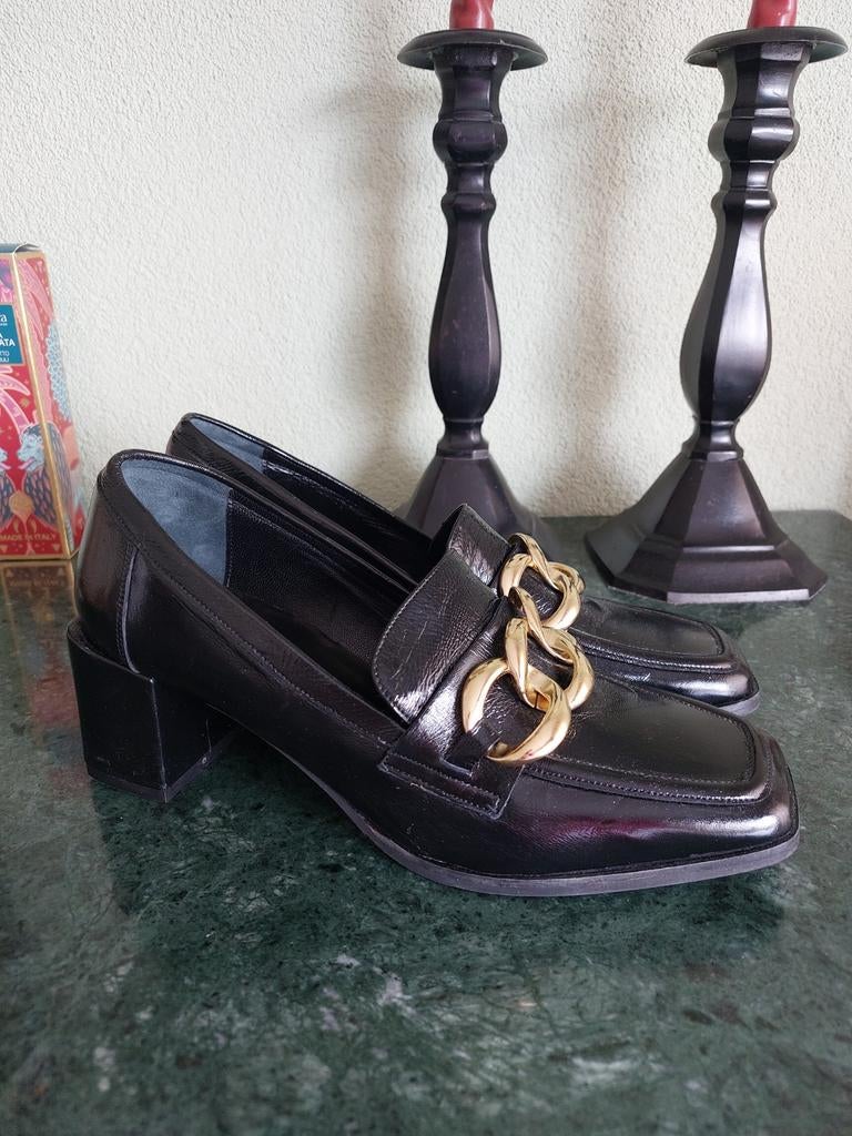 Toscanini Italiaanse vintage look loafers zwart lak mt 40, Toscanini, Ophalen of Verzenden, Gedragen, Instappers