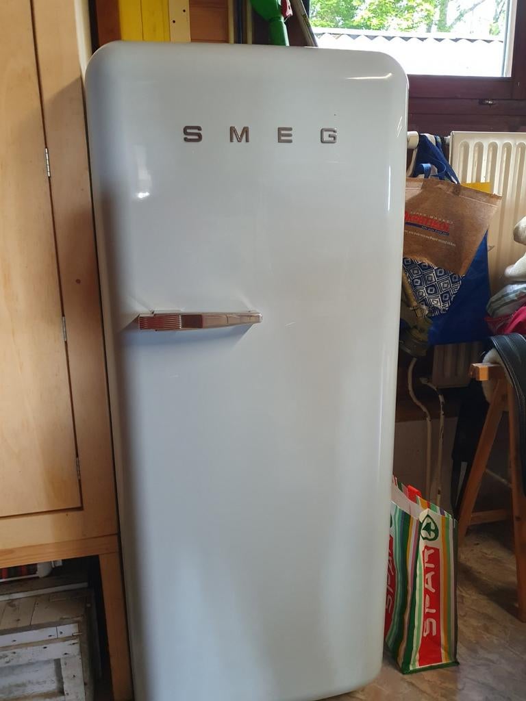 Smeg Koelkast, Witgoed en Apparatuur, Ophalen, Gebruikt, 200 liter of meer, 60 cm of meer