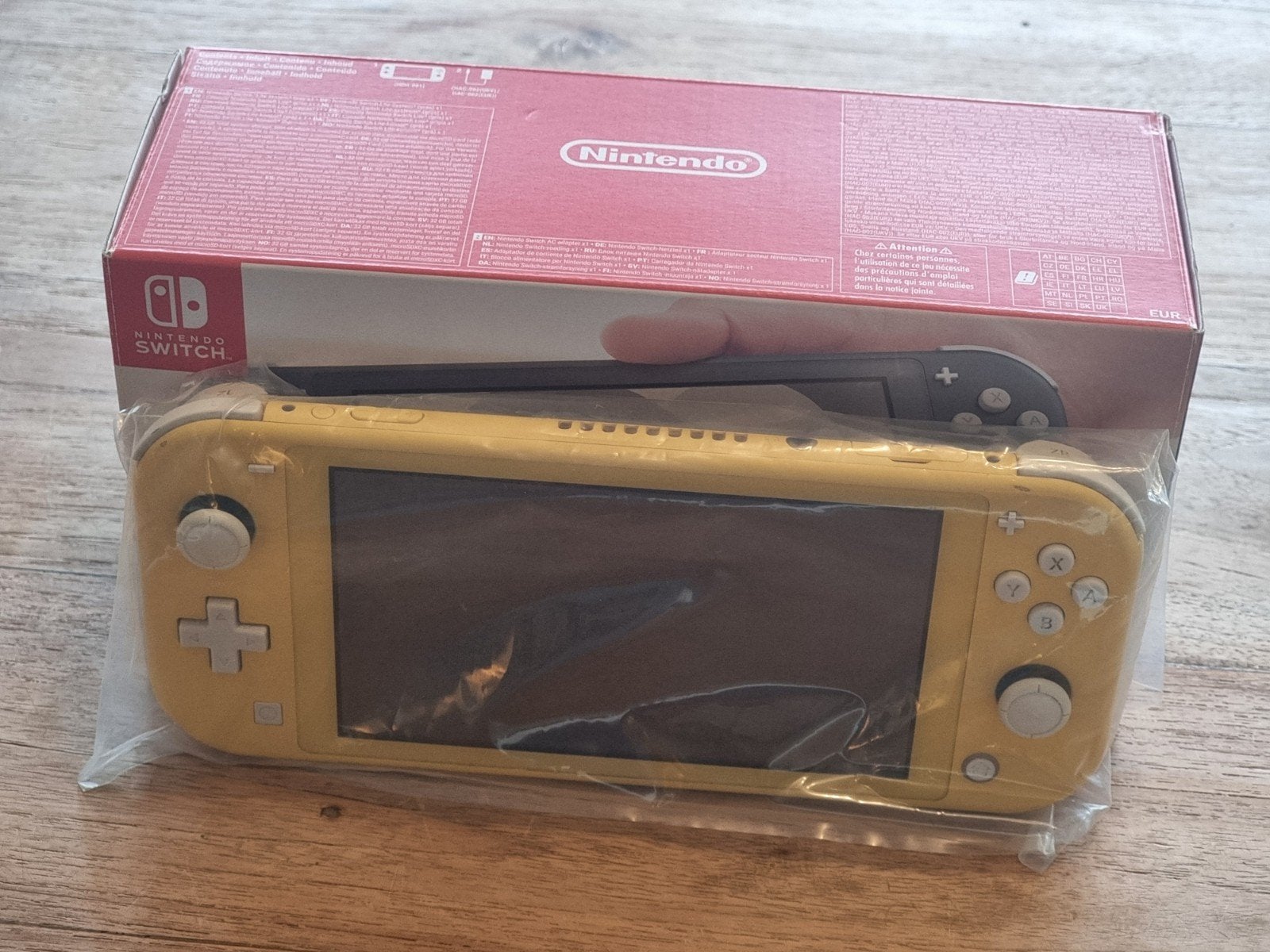 Nintendo Switch Lite - Goede staat, perfect werkend, Spelcomputers en Games, Ophalen, Overige kleuren, Zo goed als nieuw, Met beschermhoes of tas
