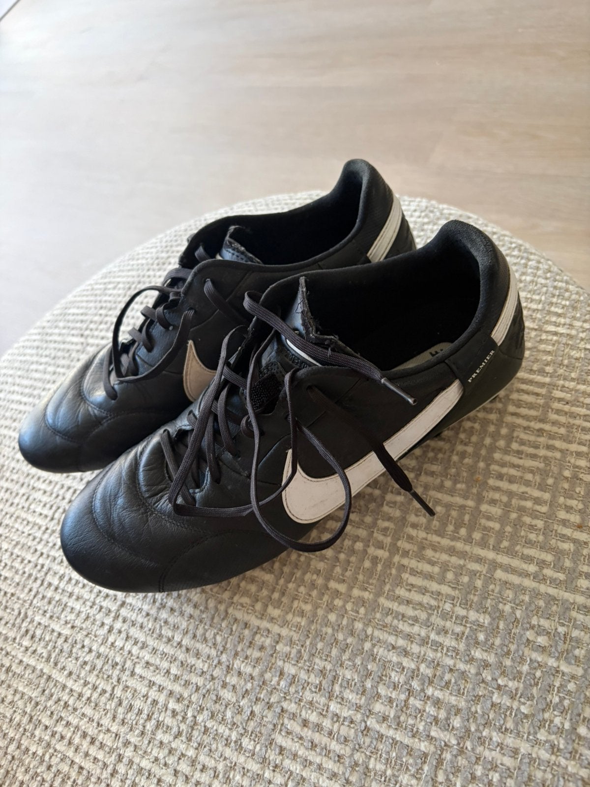 Nike Tiempo Ligera maat 45, Ophalen of Verzenden, Zo goed als nieuw, Zwart