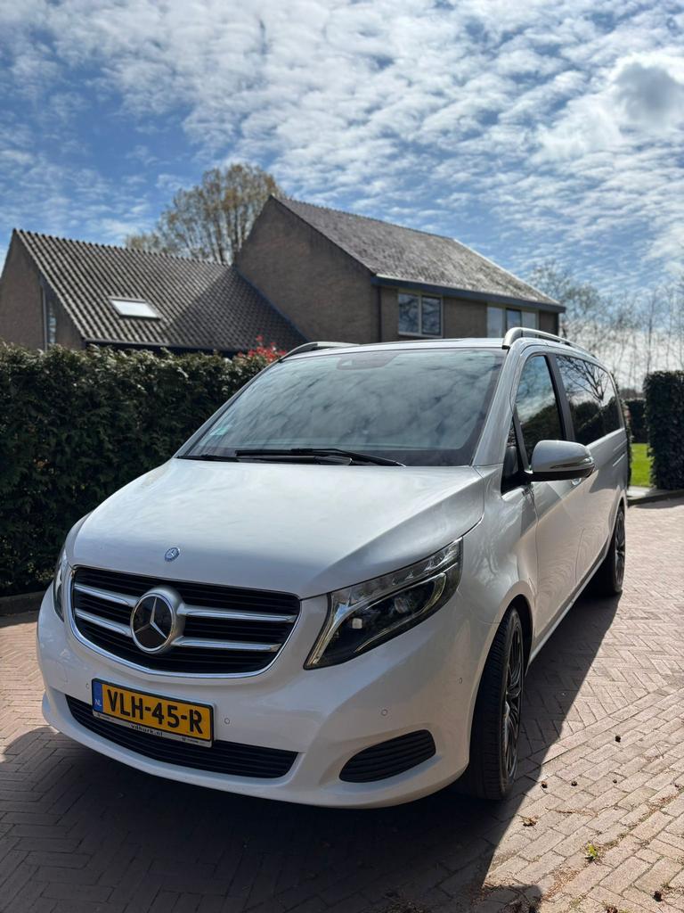 Mercedes-Benz V-klasse 2016 Wit dubbele cabine, Auto's, Bestelauto's, Automaat, 190 pk, 2000 kg, Wit
