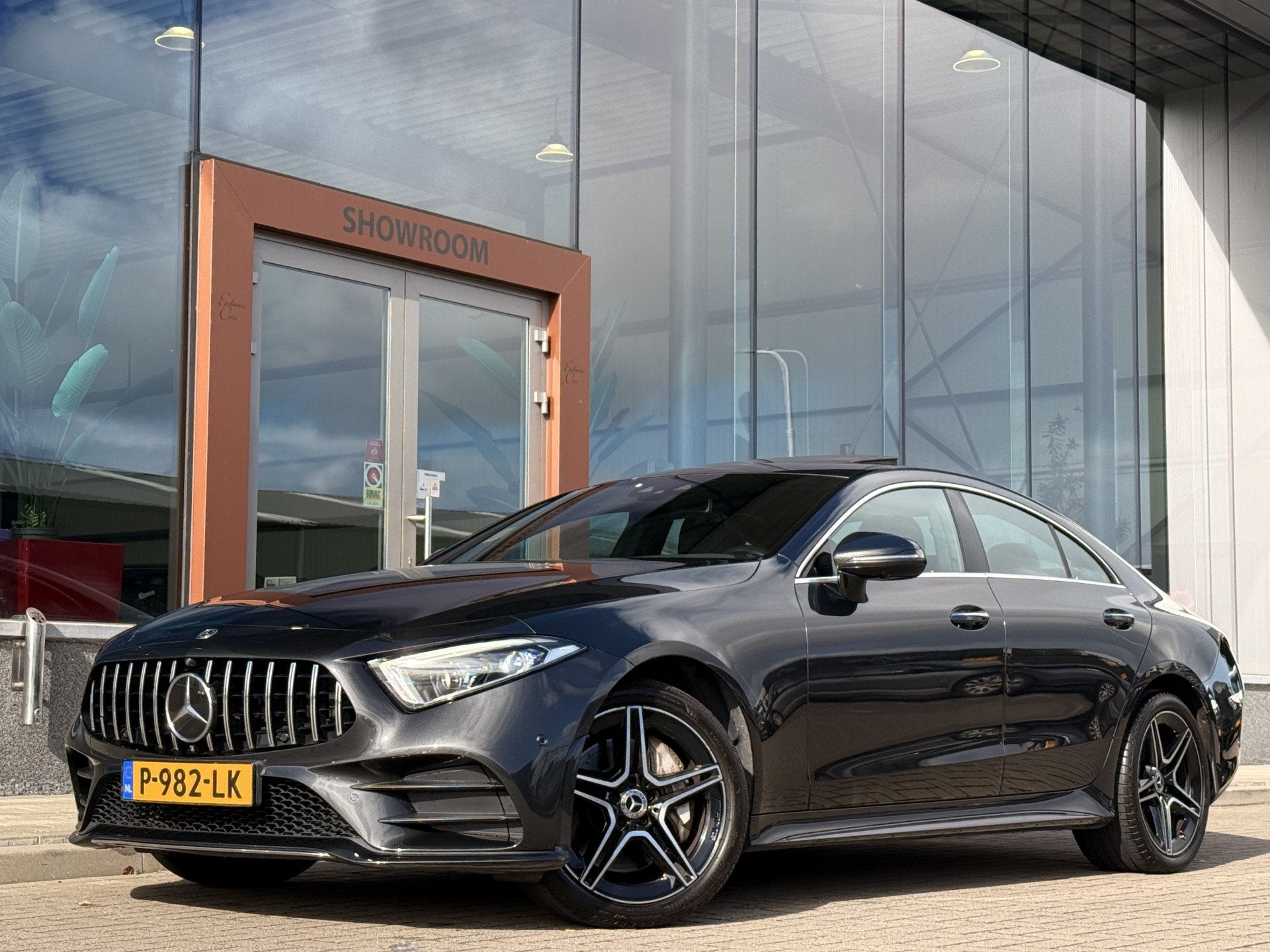 Mercedes-Benz CLS-Klasse 450 4MATIC Premium Plus | Luchtveri, Auto's, Automaat, Gebruikt, 368 pk, Verwarmde buitenspiegels